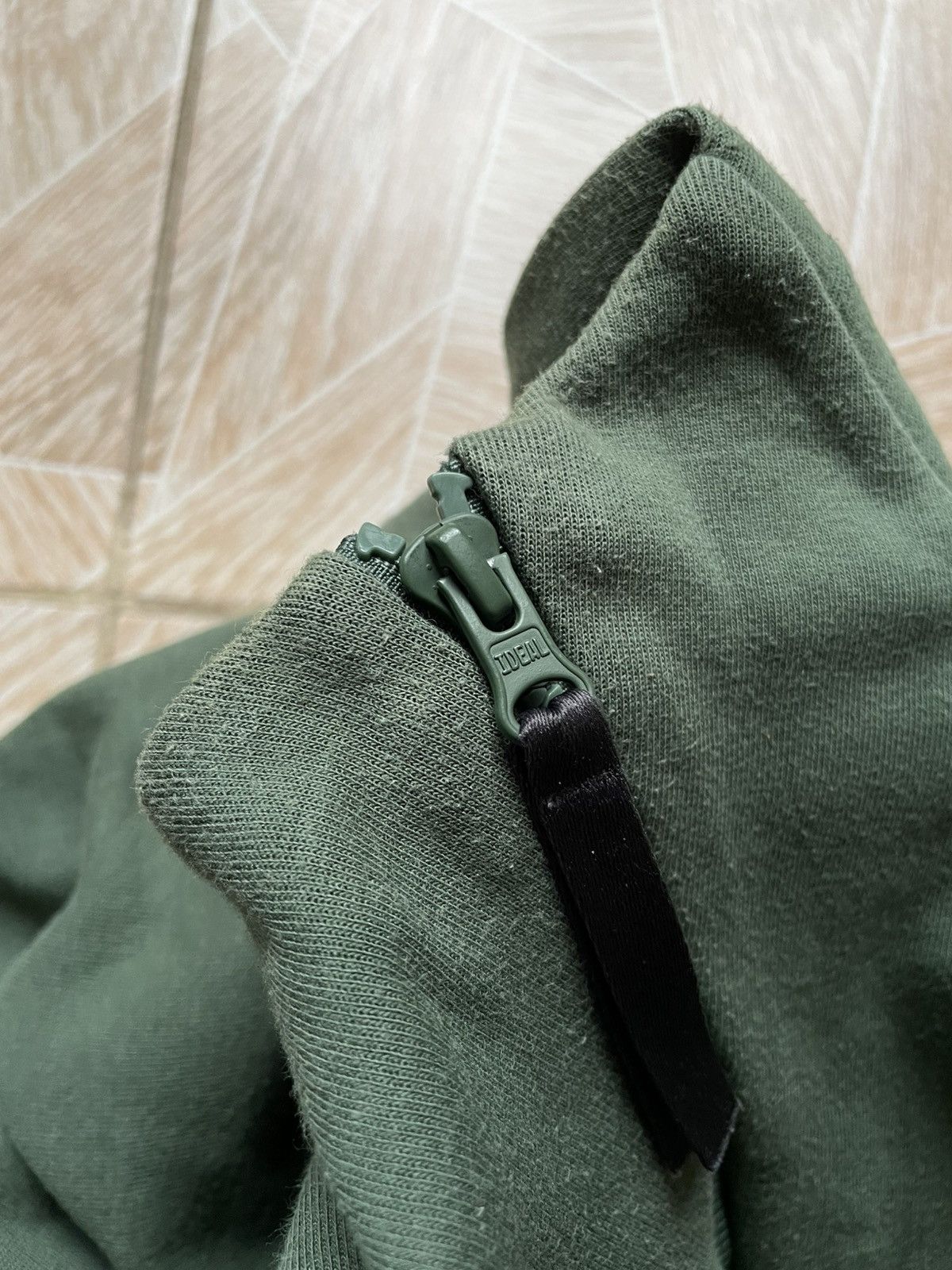 Adidas Rare ADIDAS Designed For Gameday Zip Hoodie M Oxide Green Size US M / EU 48-50 / 2 - 9 Thumbnail