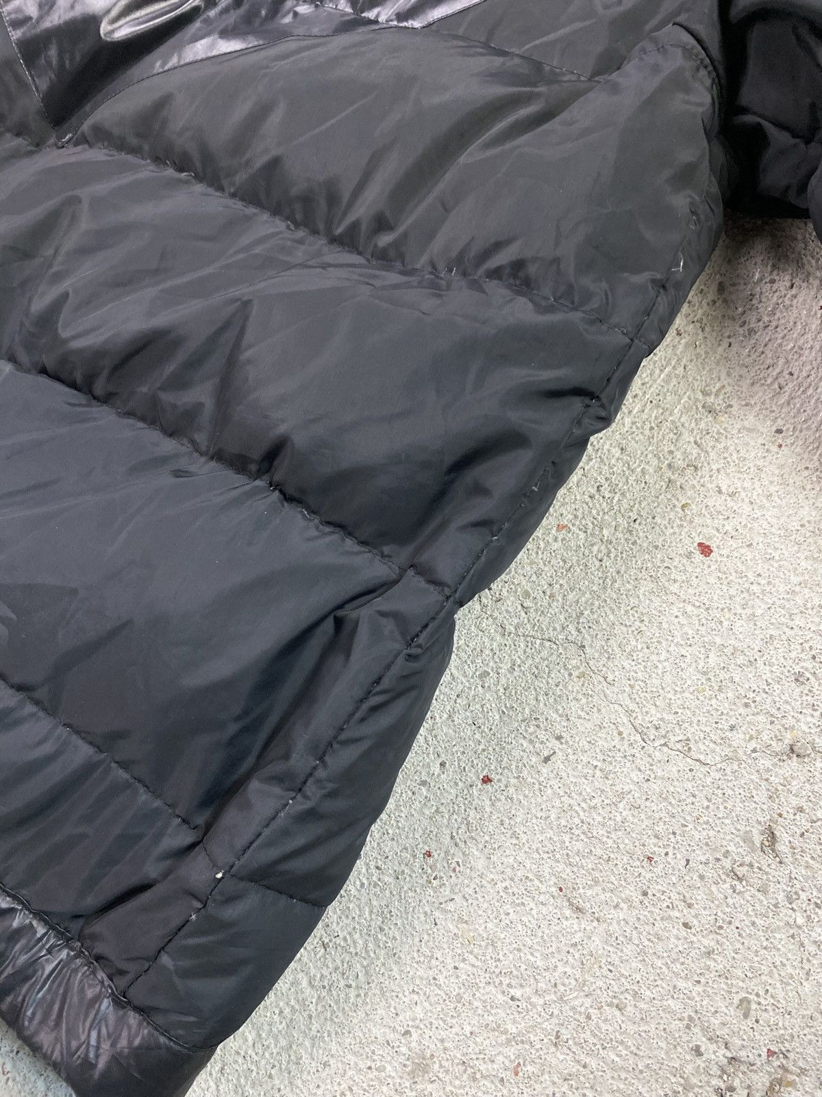 Adidas Adidas vintage puffer down jacket black 90s y2k Size US L / EU 52-54 / 3 - 15 Thumbnail