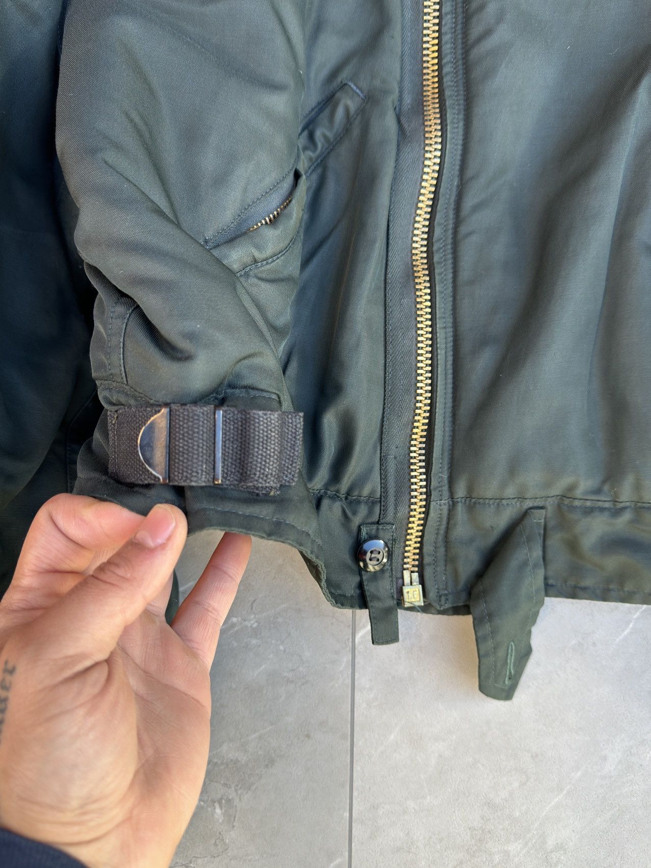 Vintage 1970s Rare Vintage Military Jacket Cropped Fit Size US L / EU 52-54 / 3 - 5 Thumbnail