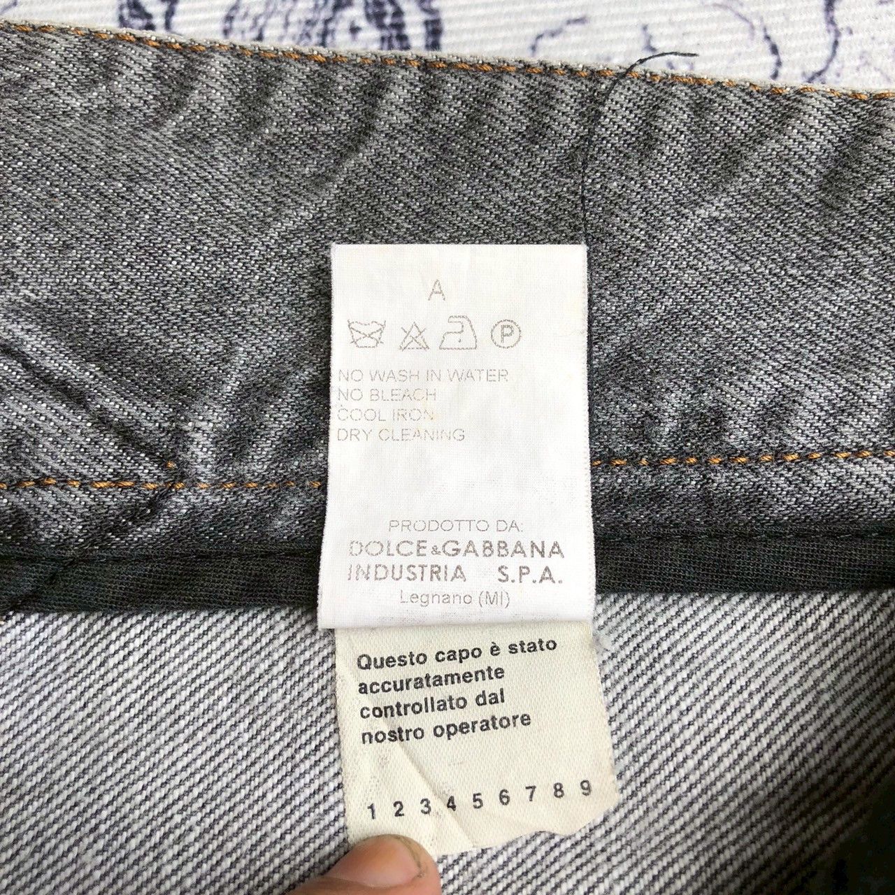 Dolce & Gabbana Dolce & Gabbana Vintage Gray Denim Jeans – Made in Italy Size US 34 / EU 50 - 11 Thumbnail