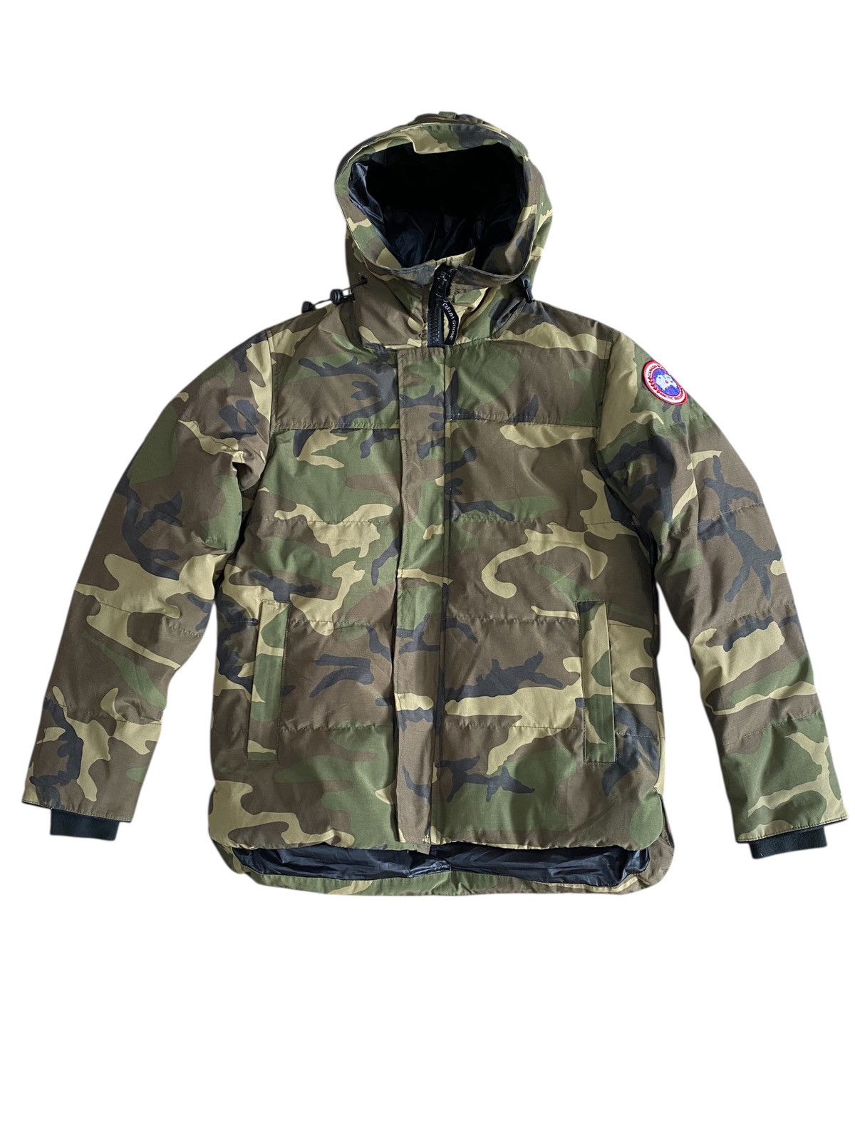 Canada Goose Canada Goose camo puffer jacket Size US S / EU 44-46 / 1 - 1 Thumbnail