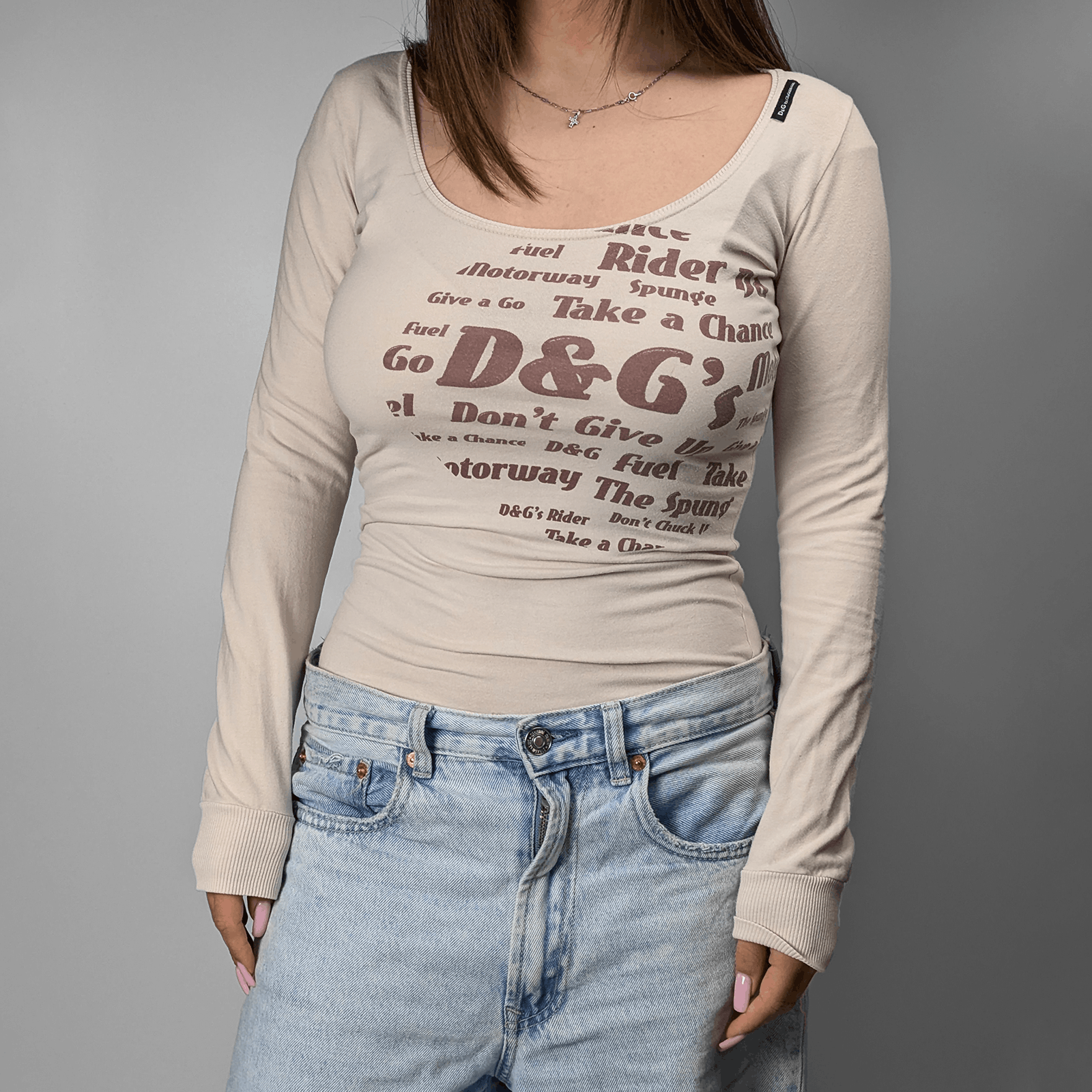 Dolce & Gabbana Dolce Gabbana DG Vintage Y2K Big Logo Beige Blouse T Shirt M Size M / US 6-8 / IT 42-44 - 9 Thumbnail