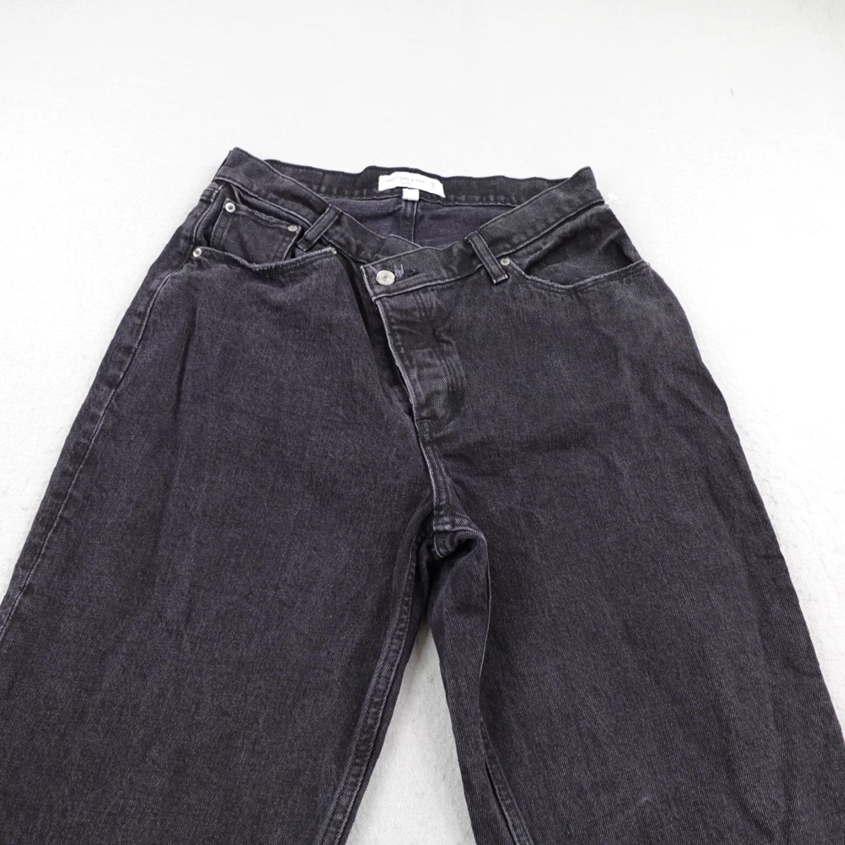 Abercrombie & Fitch Abercrombie & Fitch Jeans Womens 6 Black The Dad High Rise Straight Curve Love Jeans Size 28" / US 6 / IT 42 - 2 Thumbnail