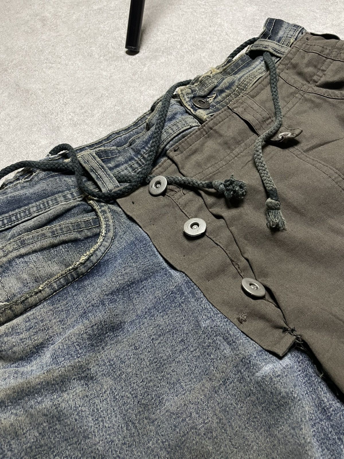 14th Addiction 2000s Skull 14th Addiction Flared Jeans Mud Wash Distressed Size US 34 / EU 50 - 8 Thumbnail