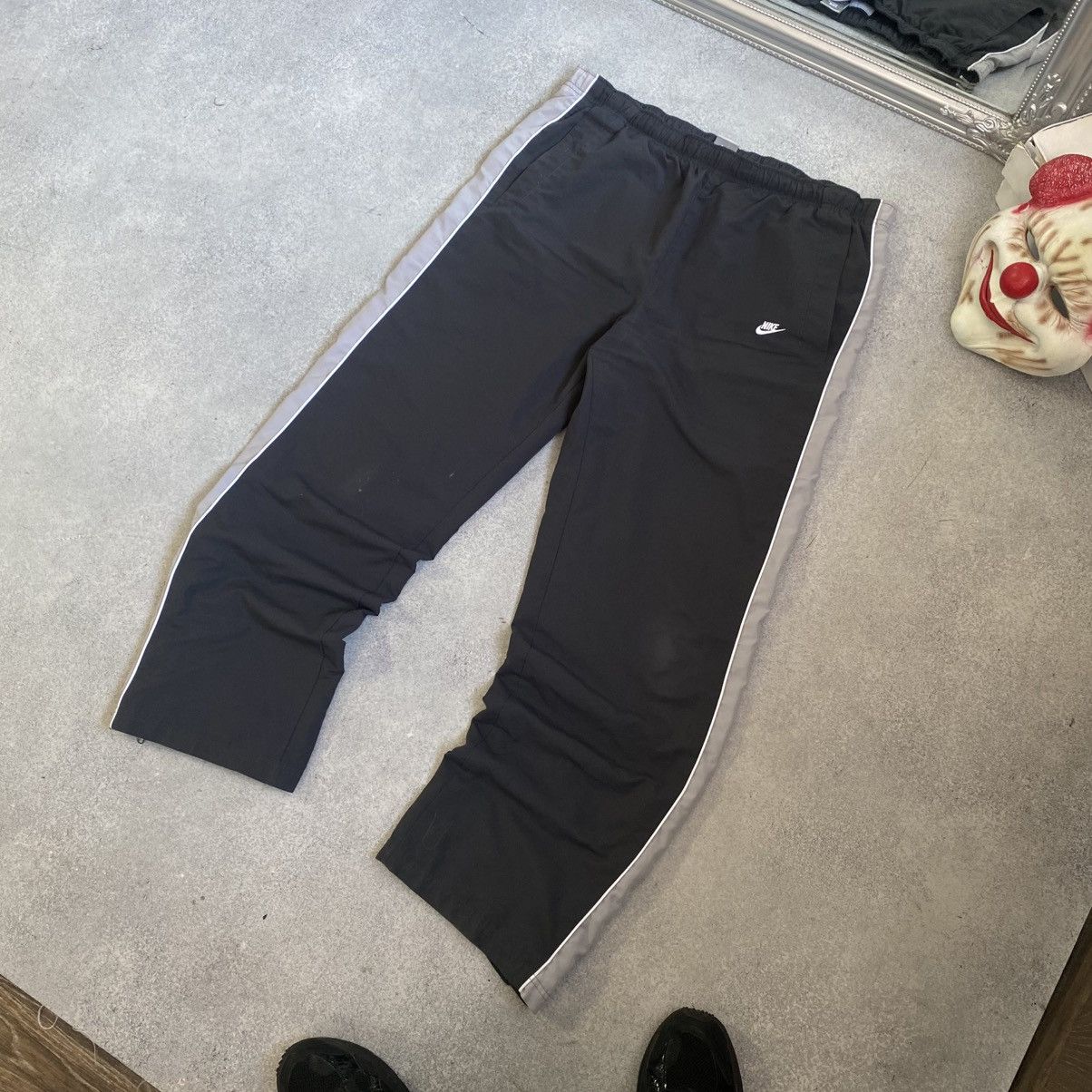 Nike Vintage Nike Track Pants Swoosh Y2K Baggy Sweatpants Size US 38 / EU 54 - 2 Thumbnail