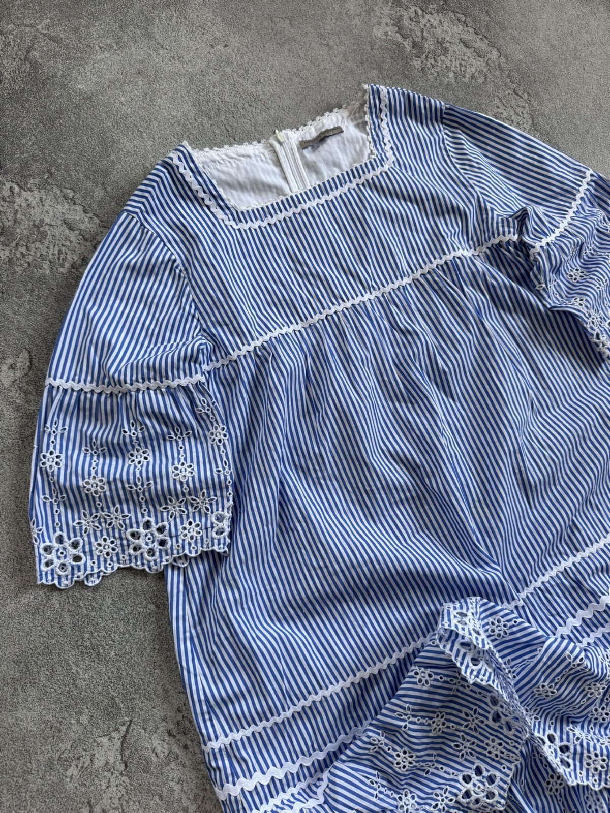 Ermanno Scervino Ermanno Scervino S/size striped dress 👗 blue short sleeve Size S / US 4 / IT 40 - 2 Thumbnail
