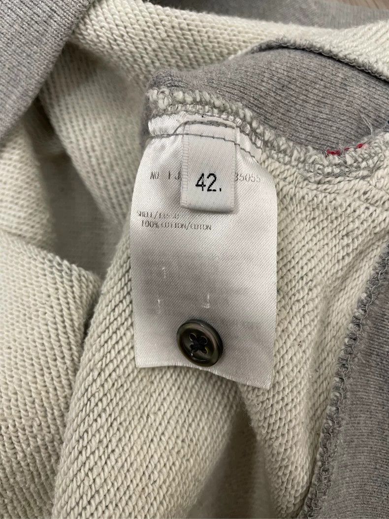 Thom Browne Thom browne Gray four-striped round-neck sweatshirt 2504-Ne Size US XS / EU 42 / 0 - 7 Thumbnail