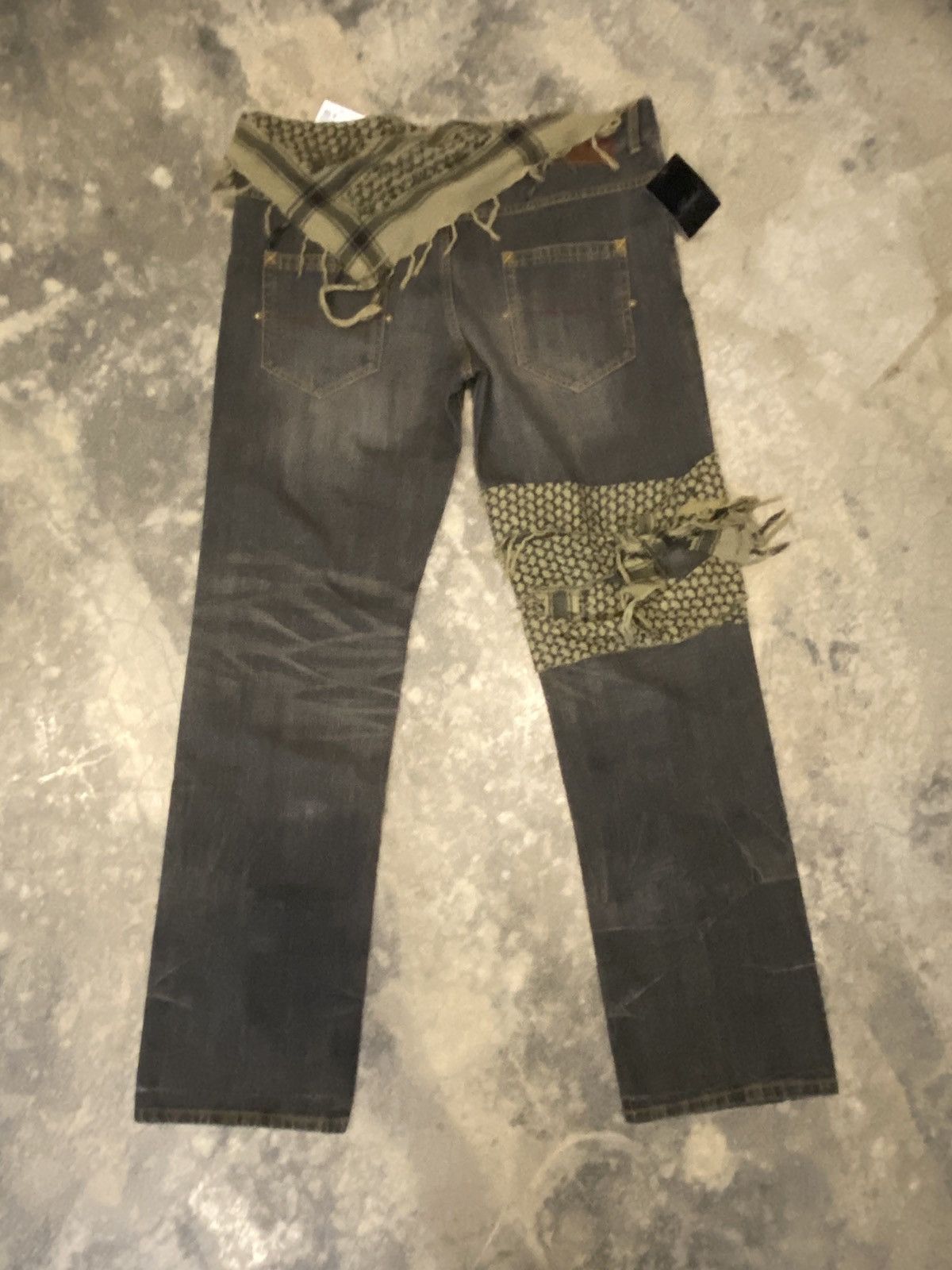 If Six Was Nine SHAPEL MADE IN JAPAN RARE DESIGN DISTRESSED DENIM JEANS Size US 37 - 9 Thumbnail