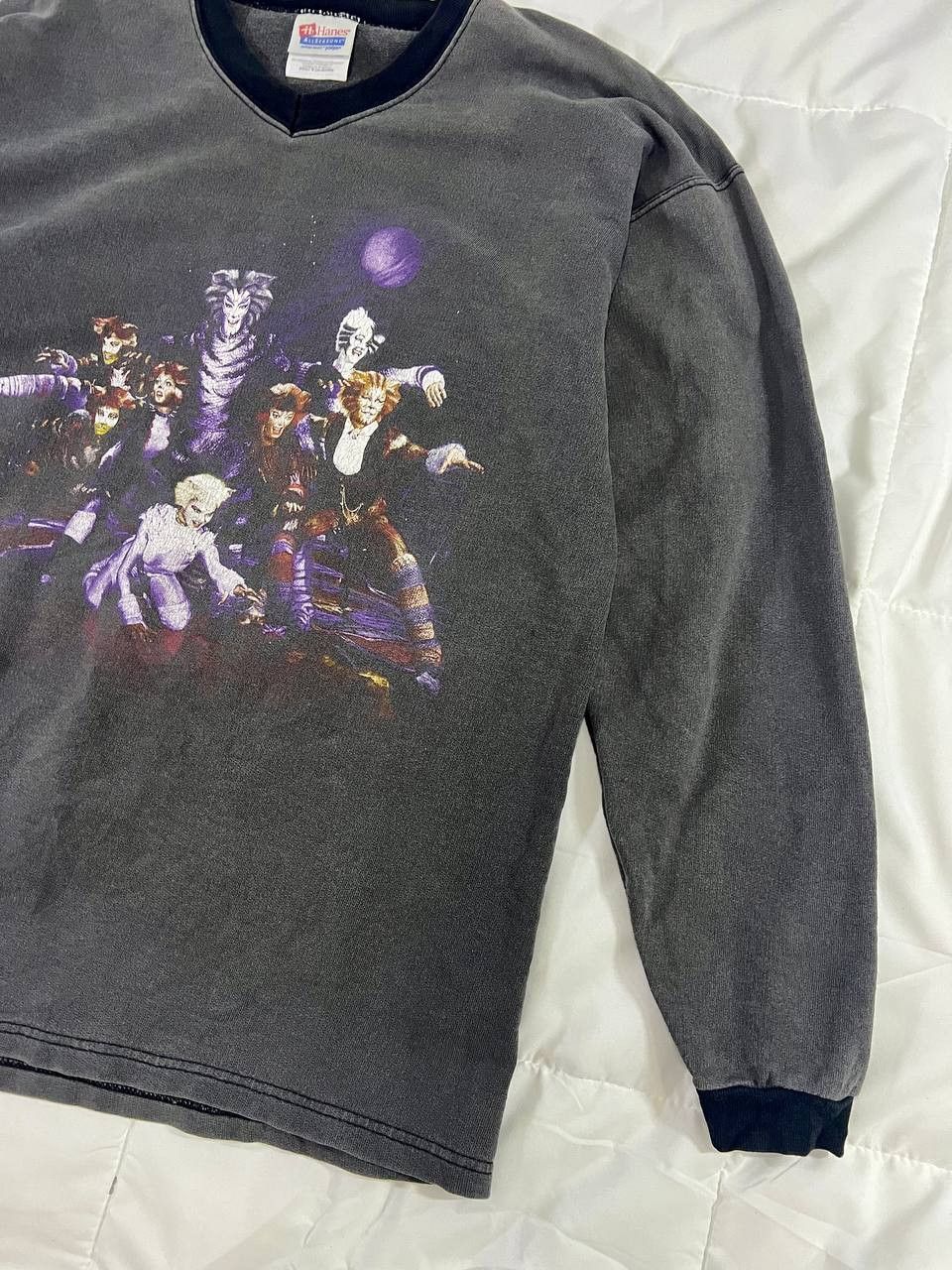 Vintage Vintage Faded Cats Movie Vneck Longsleeve Size US M / EU 48-50 / 2 - 3 Thumbnail