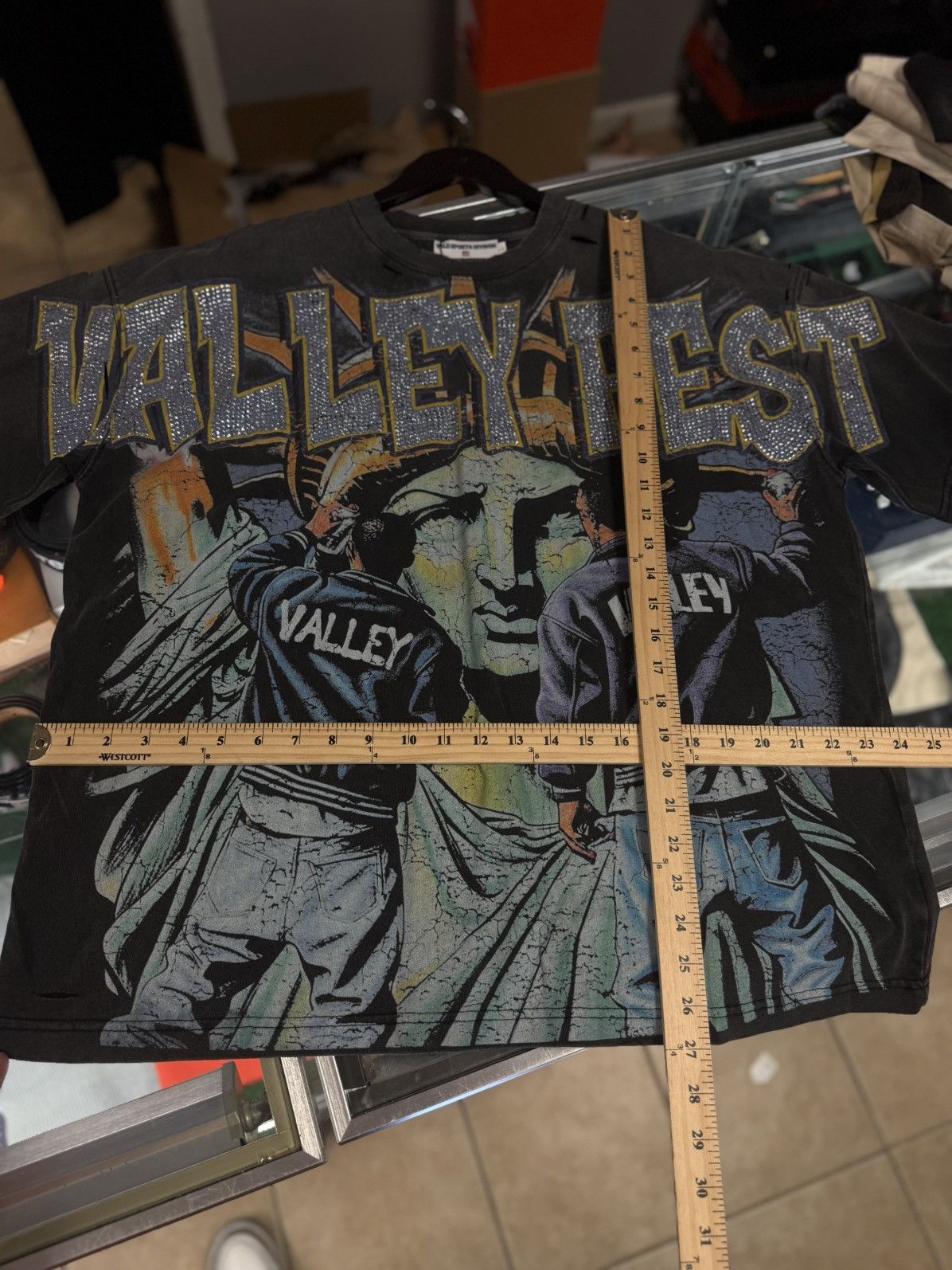 Vale Vale Valley Fest Bling Tee Size Large (NEW) Shiny Stones Size US L / EU 52-54 / 3 - 9 Thumbnail