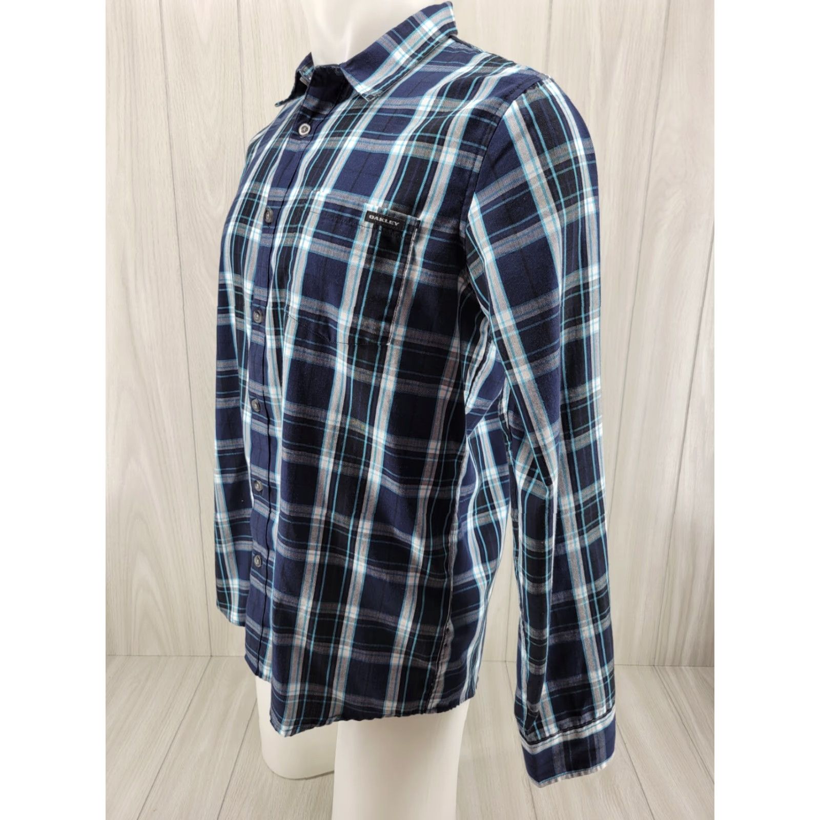 Oakley Oakley Mens Button-Up Shirt Long Sleeve Plaid Blue Regular Fit Size M Size US M / EU 48-50 / 2 - 2 Thumbnail