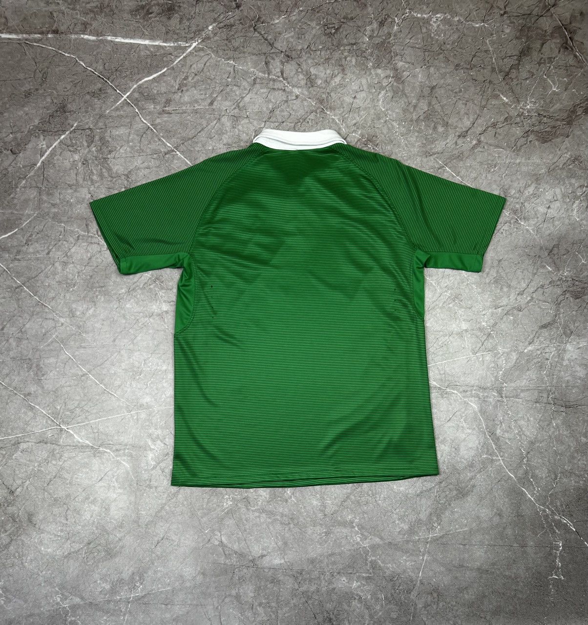 Umbro Umbro Ireland soccer jersey size XL Size US XL / EU 56 / 4 - 2 Thumbnail