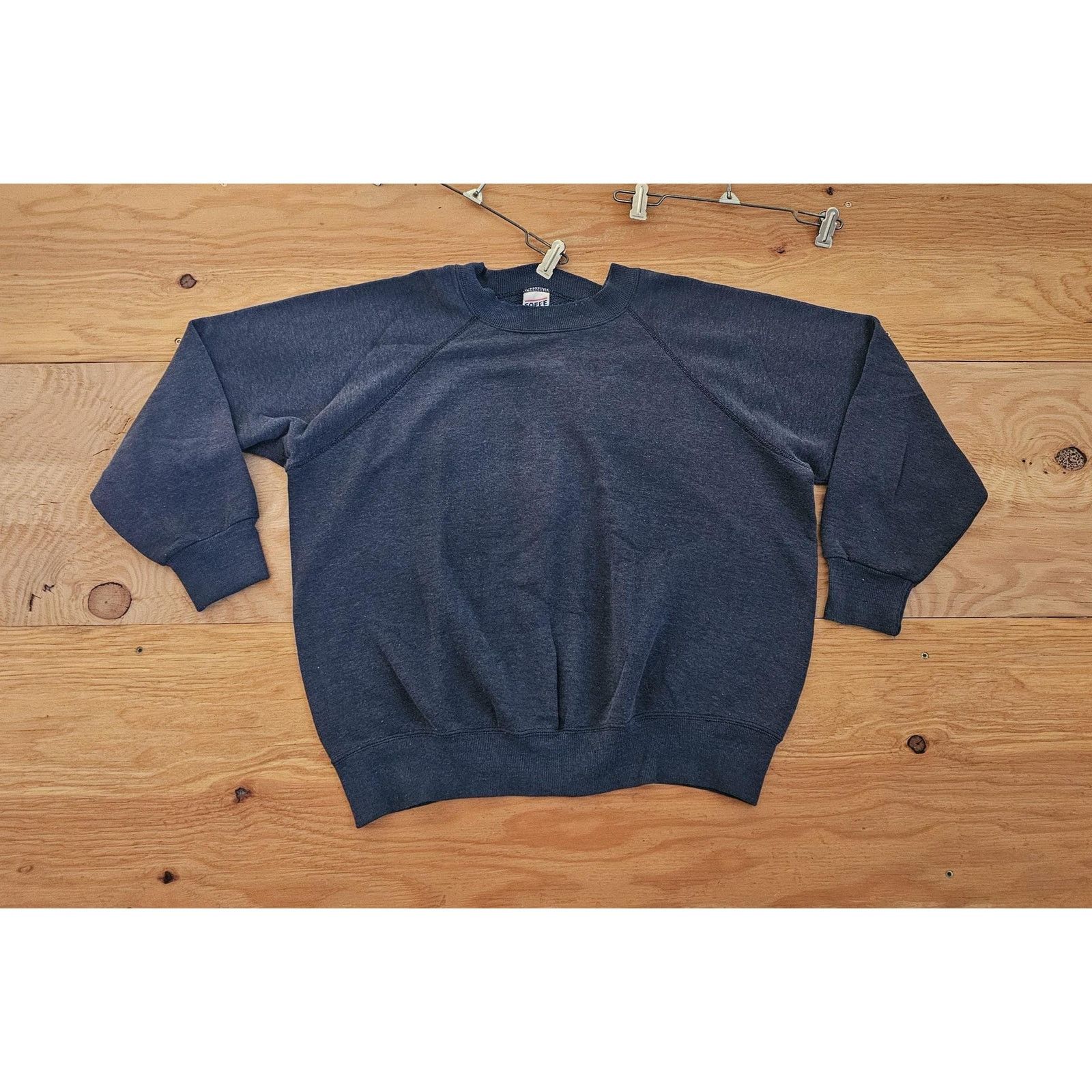 Soffe Soffe Sweats Plain Blank Navy Blue Raglan Sweatshirt L 80s Size US L / EU 52-54 / 3 - 1 Thumbnail