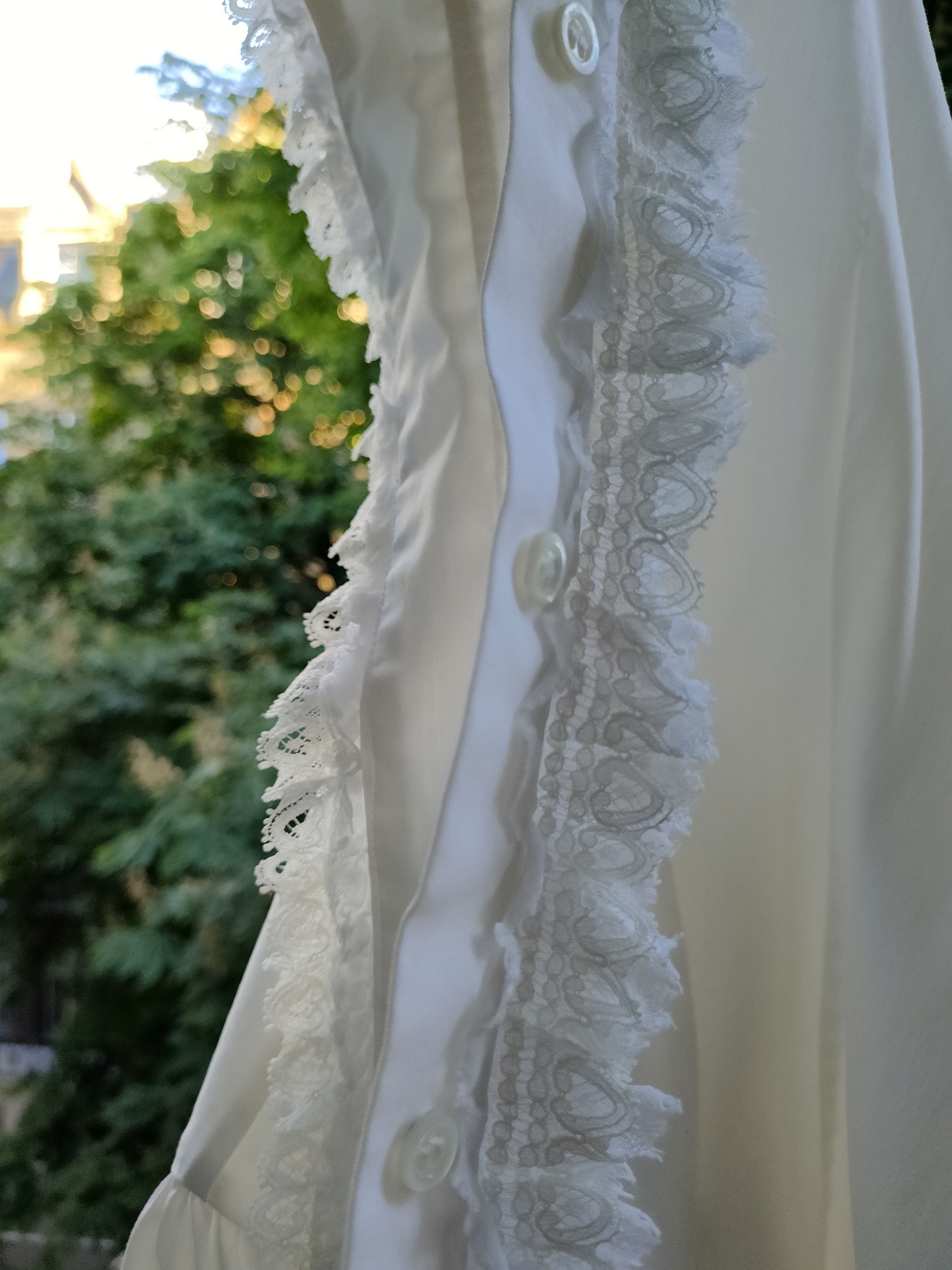 Prada 2010 Prada Lace Ruffle Embellished White Shirt Size S / US 4 / IT 40 - 20 Thumbnail