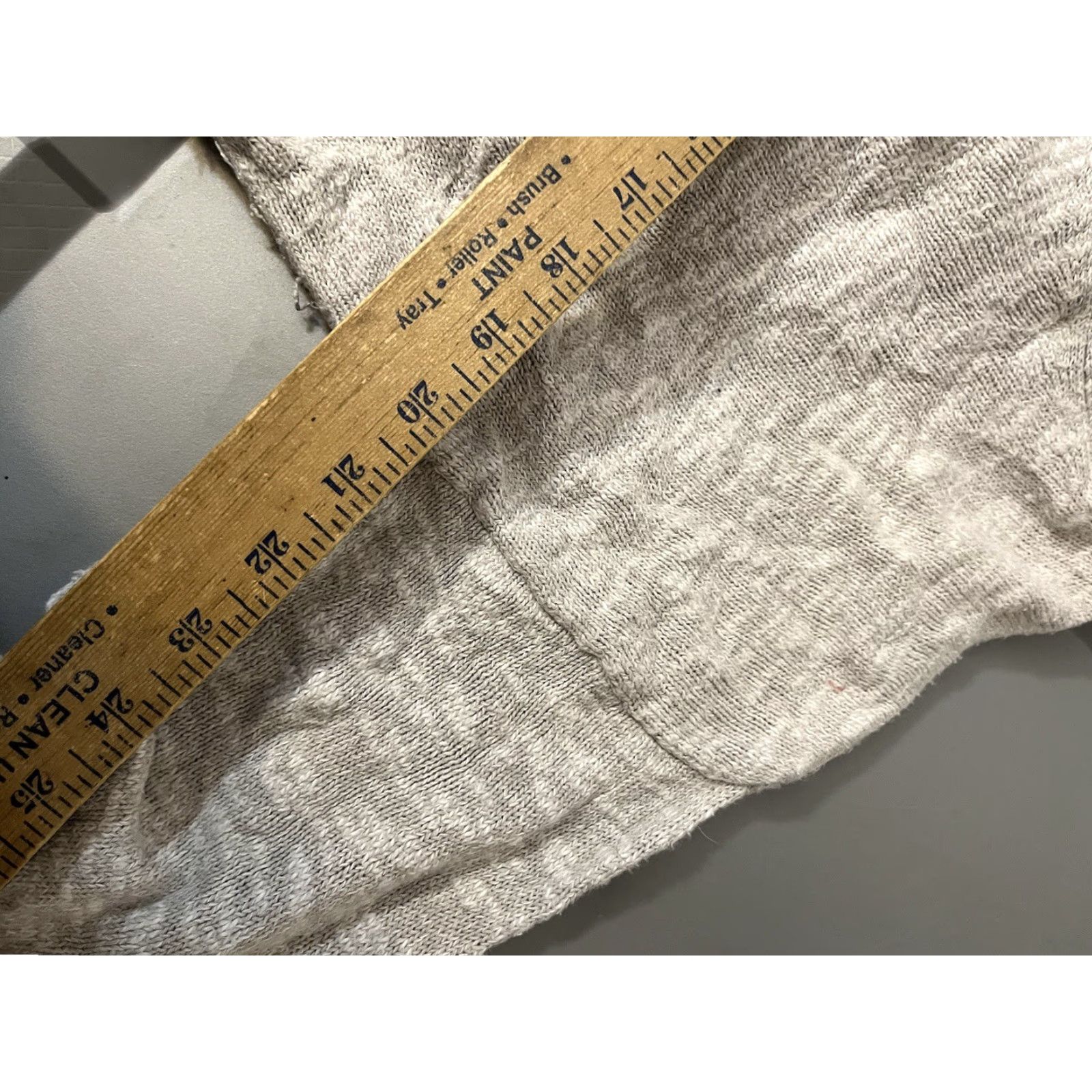 Gap VINTAGE Gap Women Solid V-Neck Long Sleeve Sweater Size Large Gray Basic Size L / US 10 / IT 46 - 5 Thumbnail