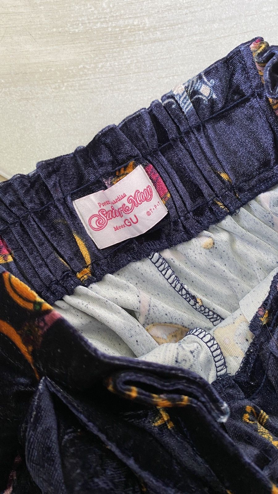 GU Sailor moon cullote velvet Size 38" / US 16 / IT 52 - 3 Thumbnail