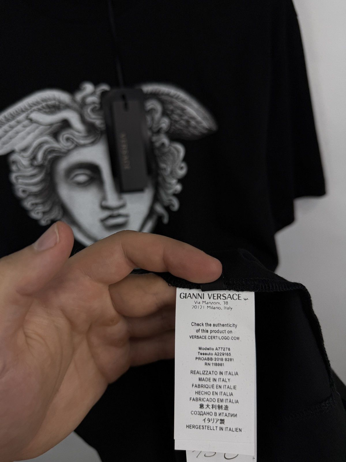 Versace ❗️NEW 🇮🇹 Versace Medusa Portrait T-Shirt Made in Italy Rare Size US XL / EU 56 / 4 - 8 Thumbnail