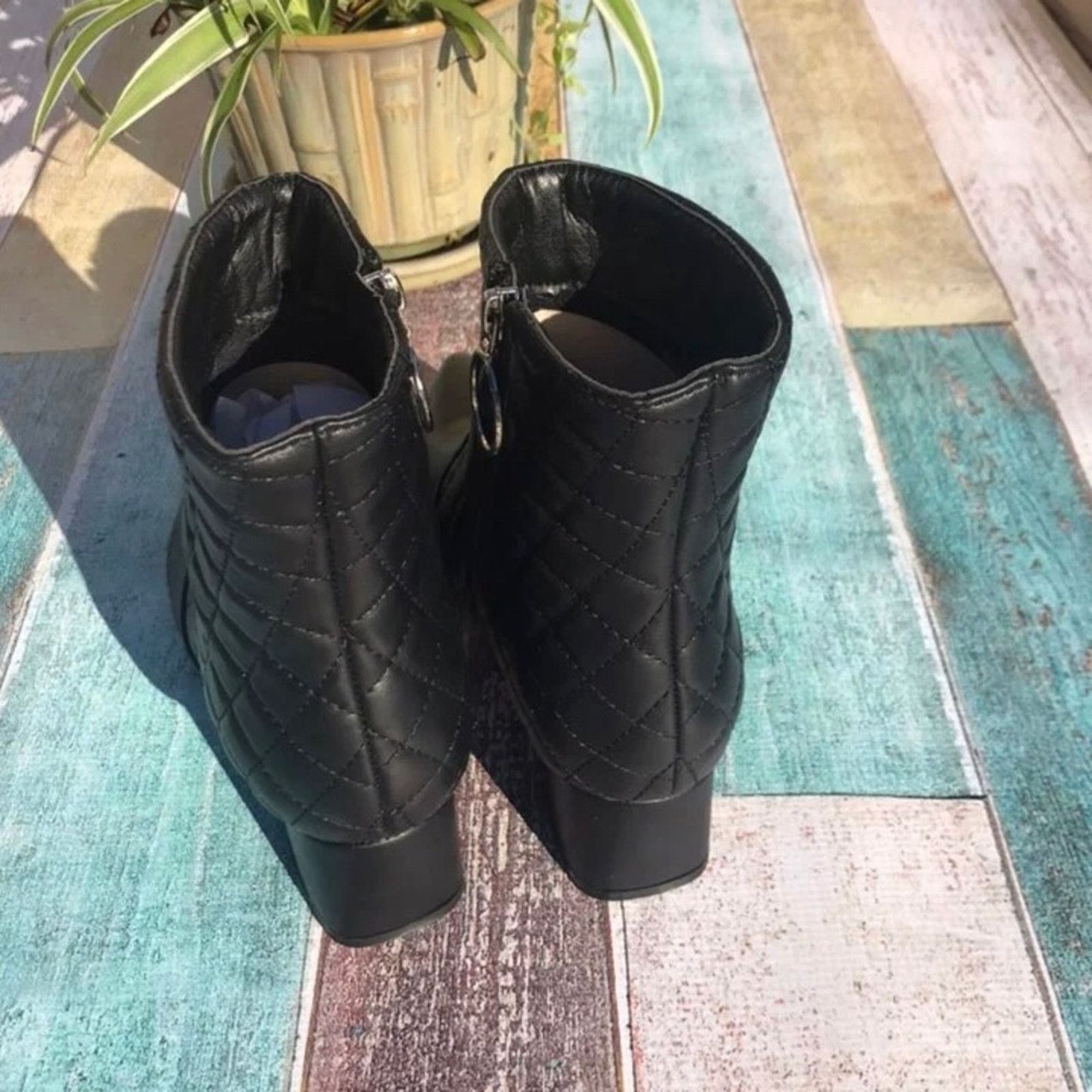 Other Trary quilted pointed toe ankle boot NEW Size US 9 / IT 39 - 3 Thumbnail
