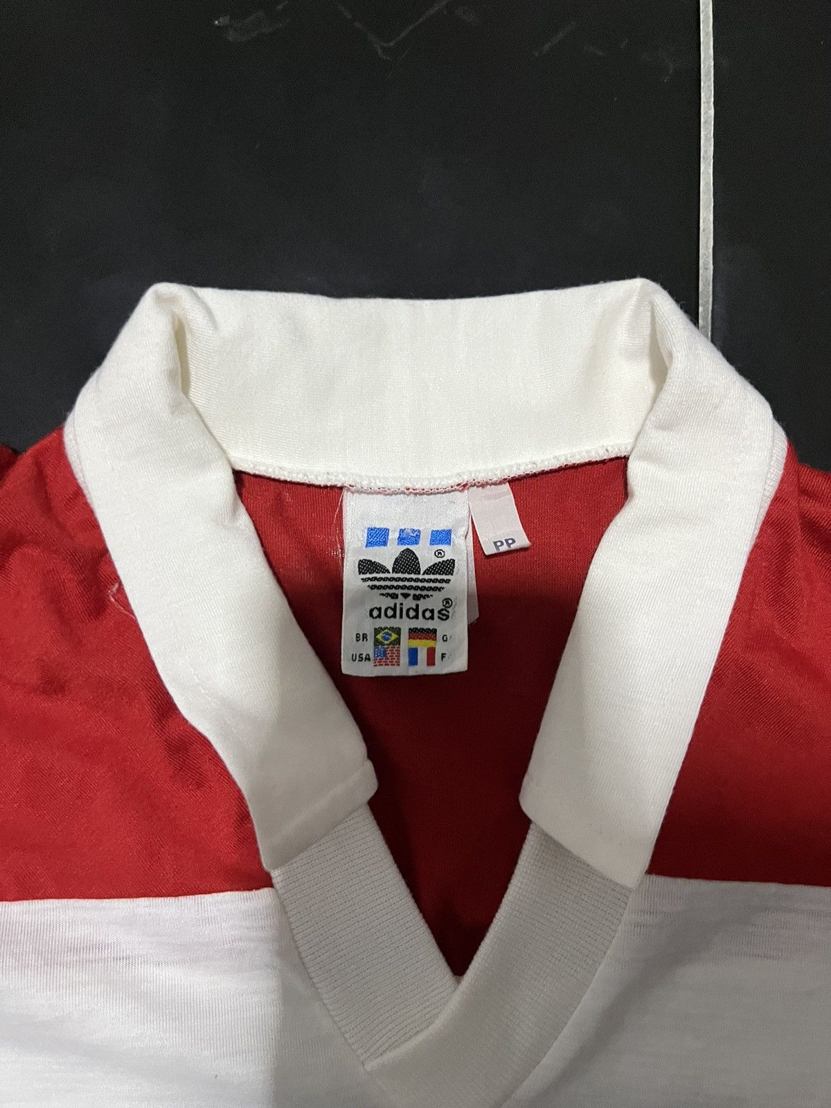 Vintage Vintage 80s Flamengo Away adidas Soccer Jersey Original Size US M / EU 48-50 / 2 - 5 Thumbnail