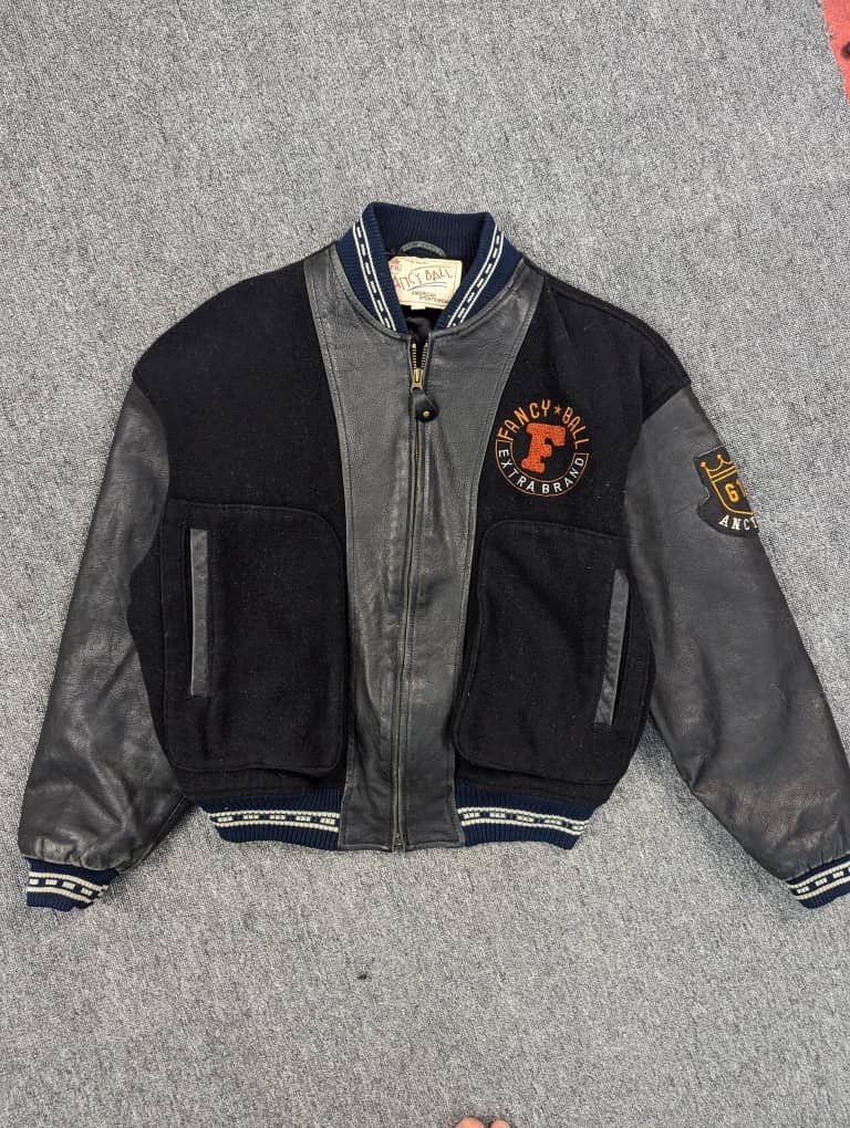 Le Grande Bleu (L.G.B.) 💥Fast Sales Offer Me💥 Fancy Boy Extra Brand Varsity Size US L / EU 52-54 / 3 - 1 Thumbnail