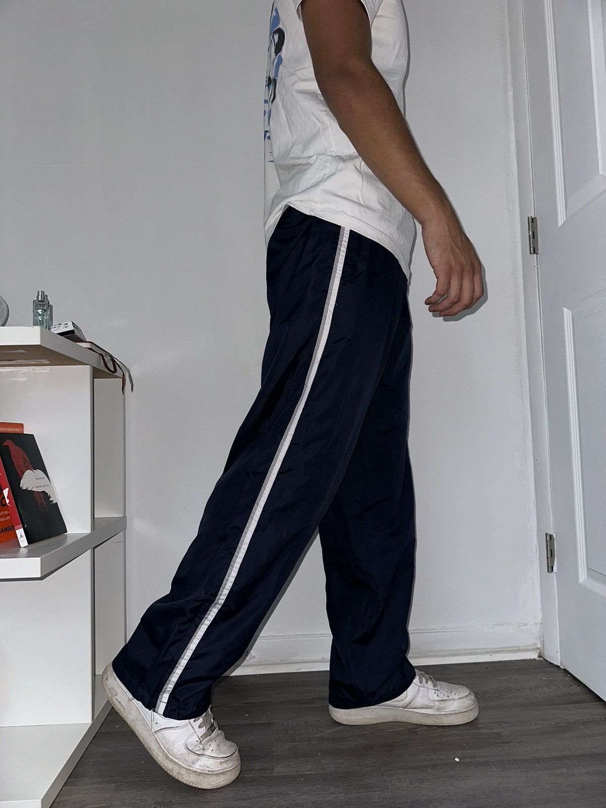Vintage Vintage Tracksuit Pants Sweatpants Size US 32 / EU 48 - 5 Thumbnail