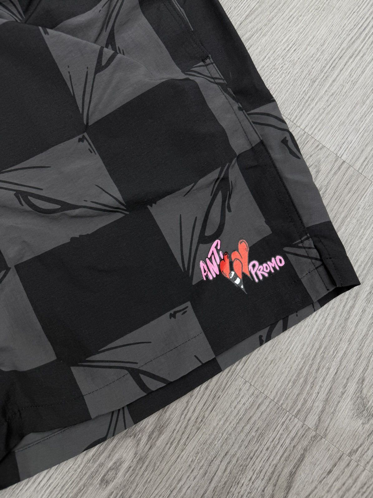 Matty Boy Matty Boys 99 Eyes Anti Promo Shorts Size US 32 / EU 48 - 2 Thumbnail