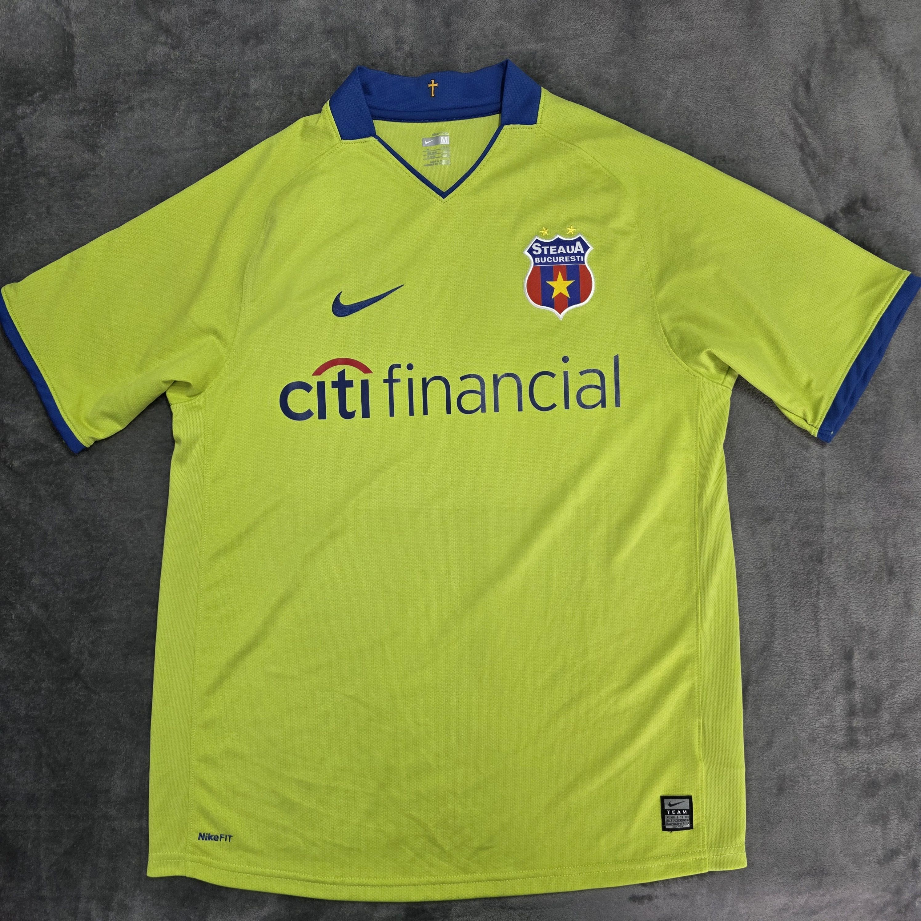 Nike Nike football shirt Steaua Bucuresti Size US M / EU 48-50 / 2 - 1 Thumbnail