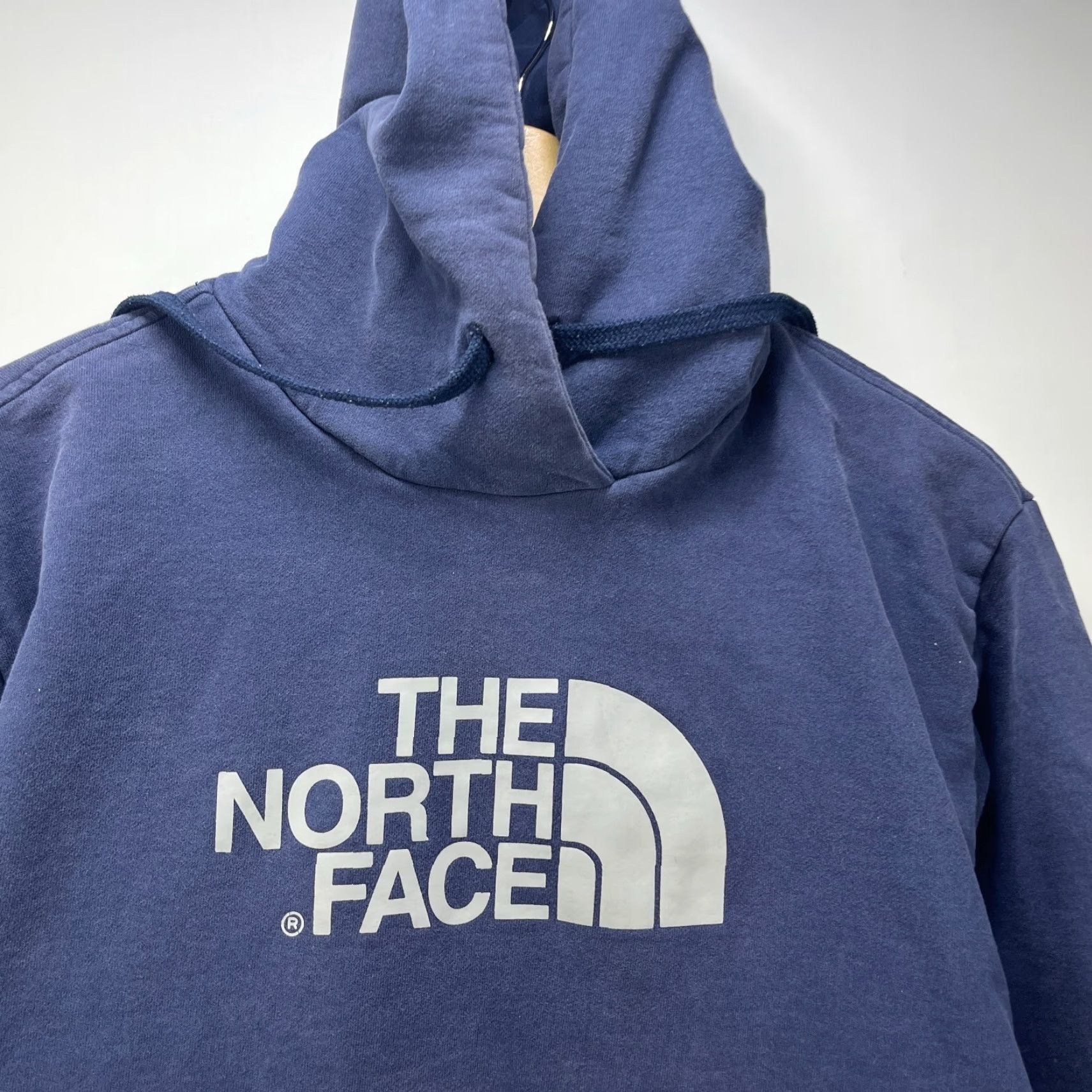 The North Face VINTAGE The North Face Hoodie XL Mens Blue Sun Faded Pullover Long Sleeve Regular Size - 80s 90s (if applicable) Size US XL / EU 56 / 4 - 3 Thumbnail