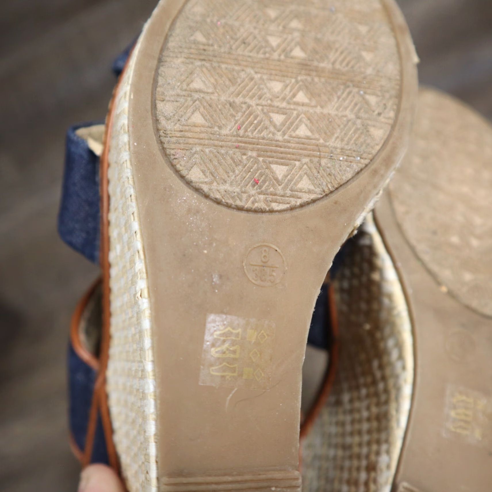 Vintage CL by Chinese Laundry Leather Open Toe Slingback Womens Size 8 Blue Tan WEDGE Shoes Pumps Classics Casual Pattern Solid Med Width 8 Size US 8 / IT 38 - 6 Thumbnail