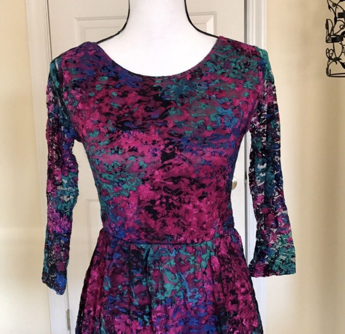 Other FLORAL LACE SCOOP BACK ABOVE KNEE DRESS WITH SHEER SLEEVES Size S / US 4 / IT 40 - 4 Thumbnail