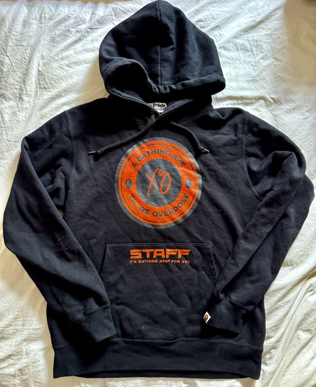 Bape × XO Bape x XO - *RARE* Asia Tour - Staff Hoodie Size US M / EU 48-50 / 2 - 1 Thumbnail
