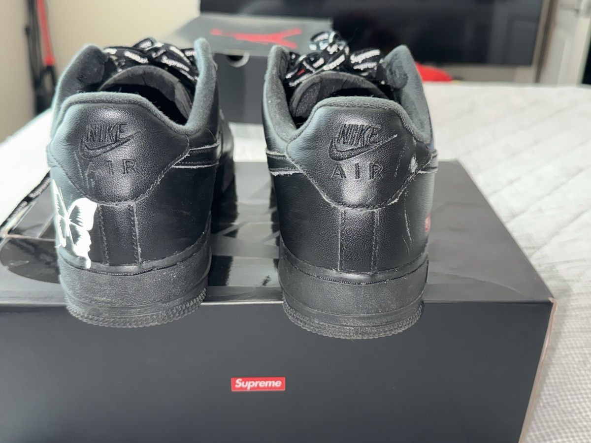 Nike × Supreme Nike Air Force 1 Low ‘ Supreme Black ‘ Size US 8.5 / EU 41-42 - 4 Thumbnail