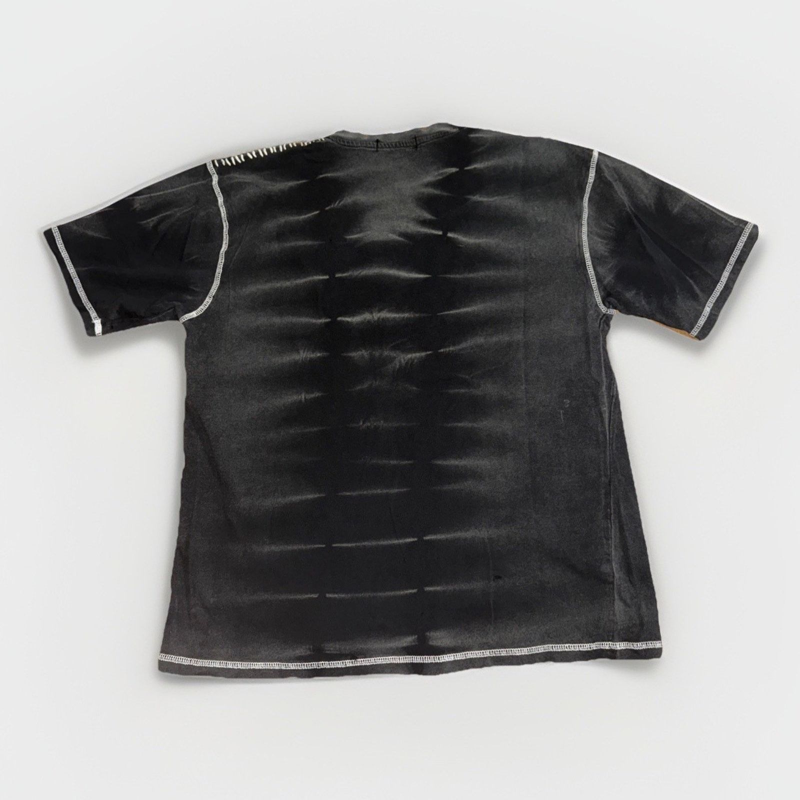 Band Tees × Vintage D.C.C. Jeans Y2K Gothic Tribal V-Neck T-Shirt Black XL 21x26 Size US XL / EU 56 / 4 - 5 Thumbnail