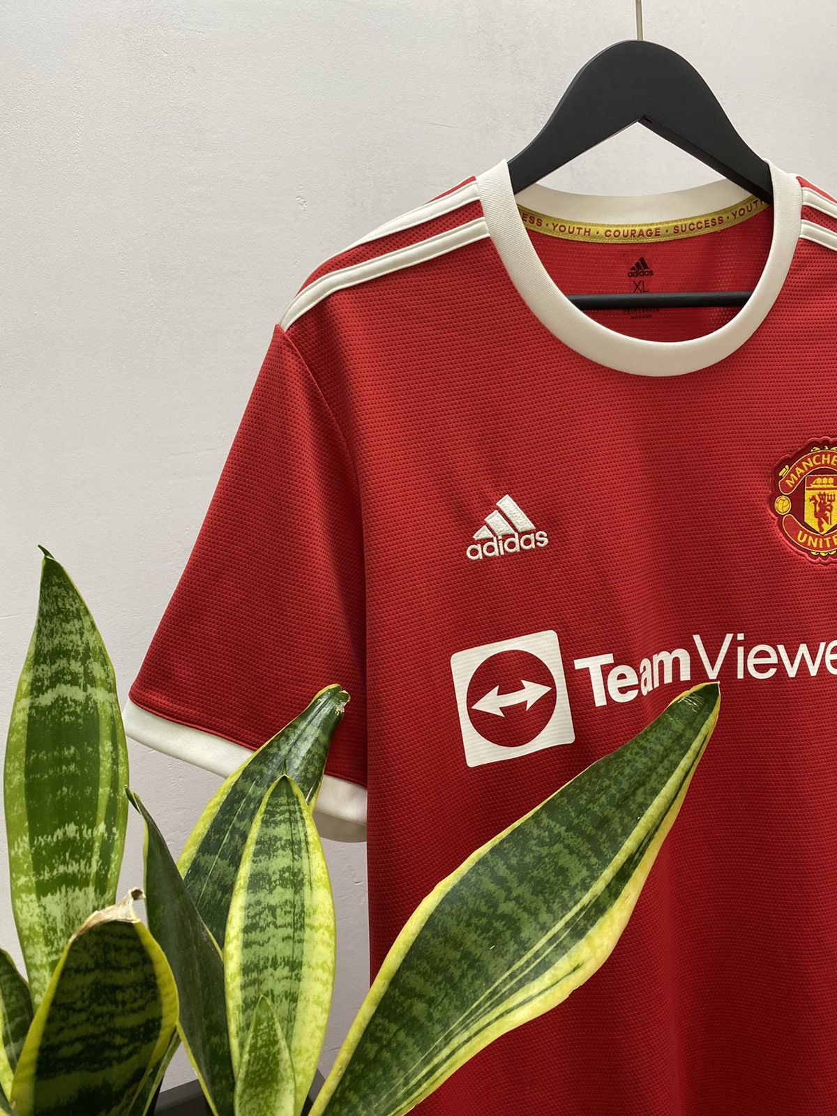 Adidas Manchester United 2021 2022 Soccer Jersey Football Shirt Size US XL / EU 56 / 4 - 6 Thumbnail
