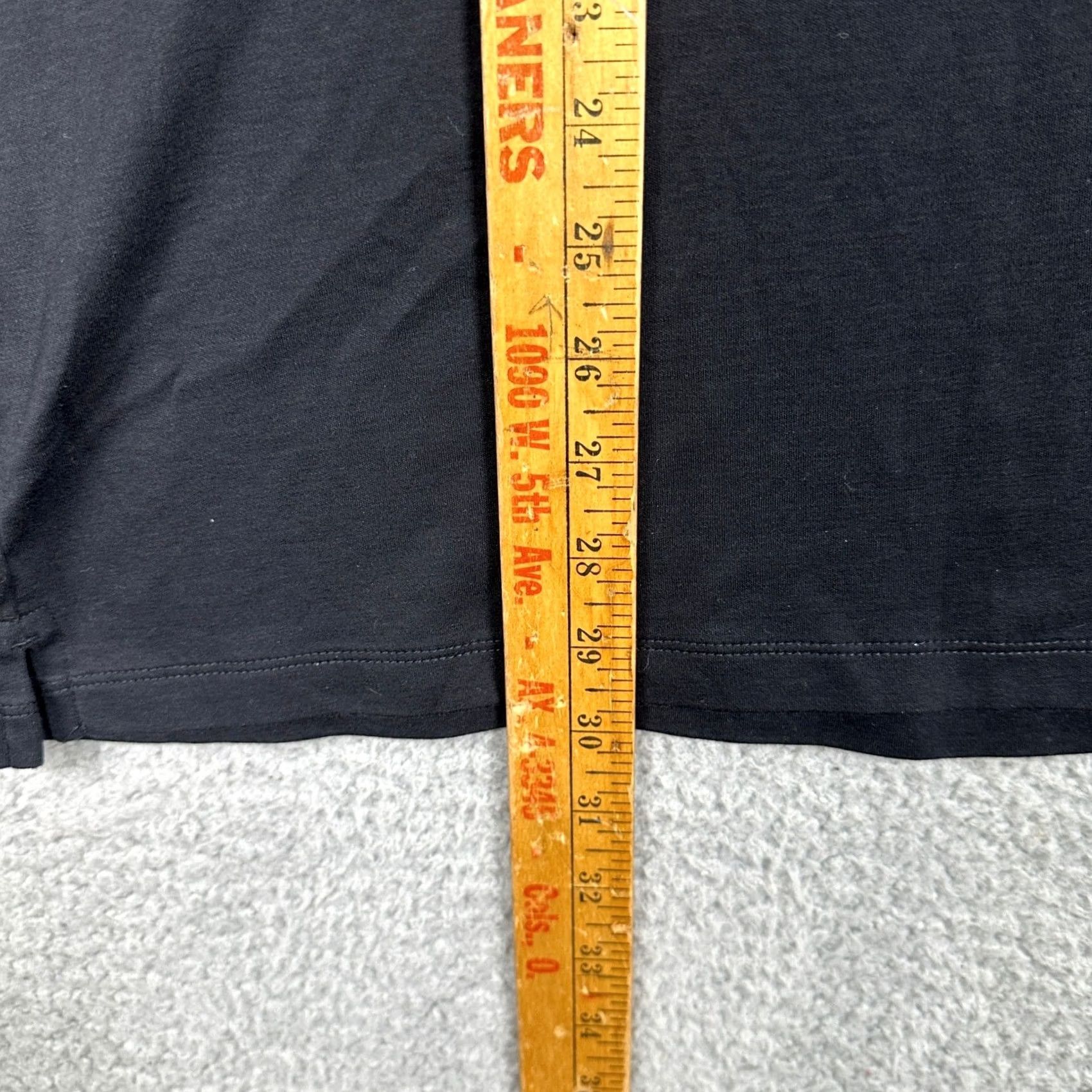 Vintage Robert Barakett Mens T-Shirt V-Neck Short Sleeve Black 2XL Pima Cotton Tee EUC Size US XXL / EU 58 / 5 - 7 Thumbnail