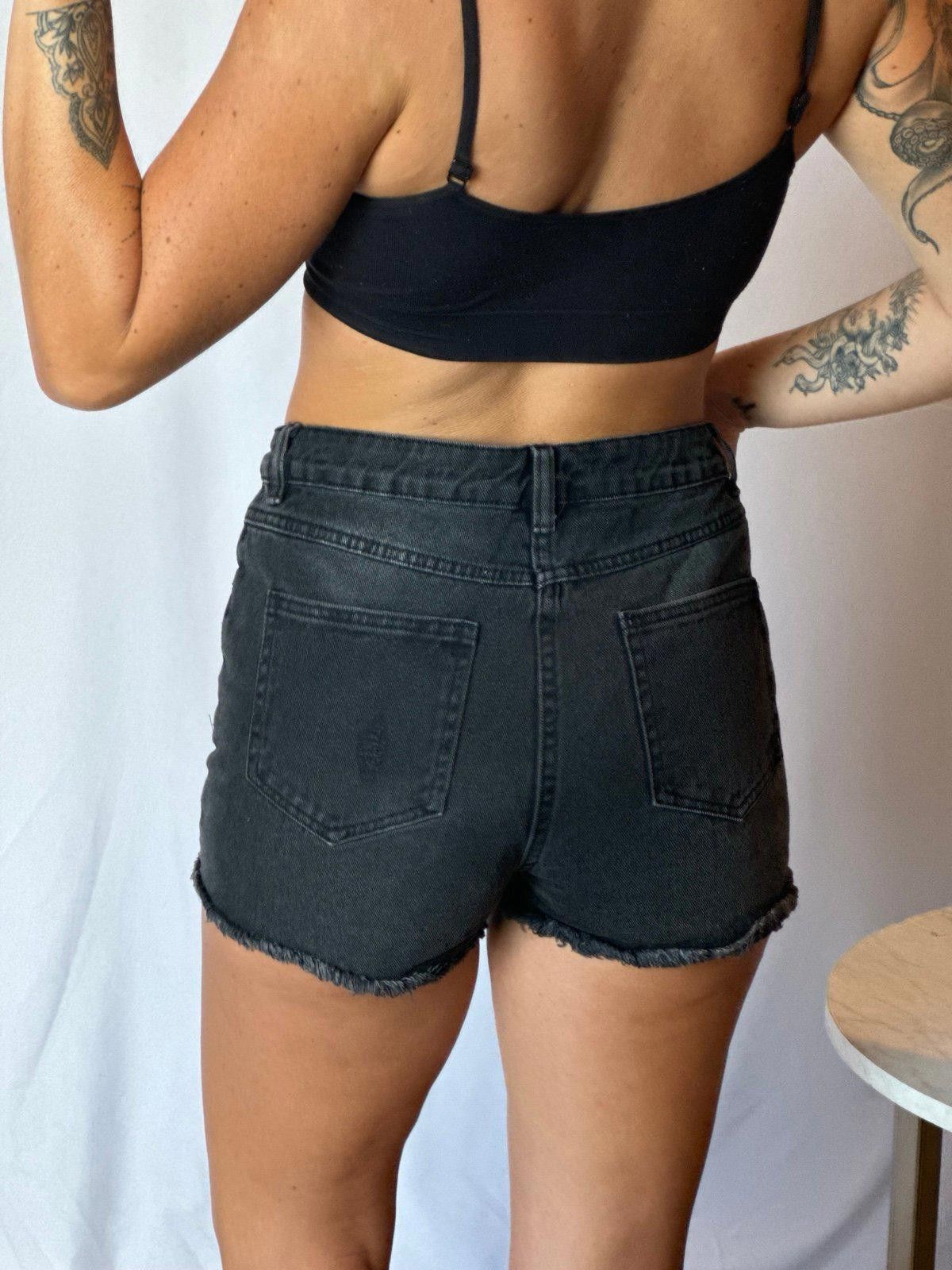 Designer Refuge Black short Size 32" / US 10 / IT 46 - 6 Thumbnail