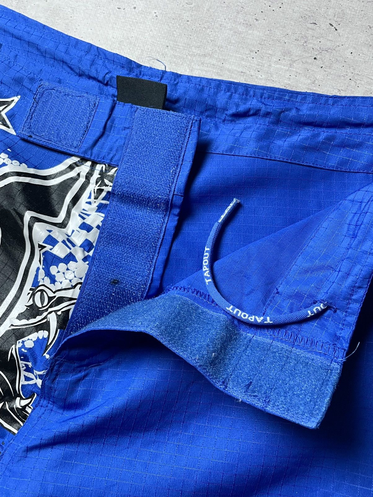 Tapout Tapout Vintage Shorts Y2K MMA Elite Affliction style Size US 36 / EU 52 - 9 Thumbnail