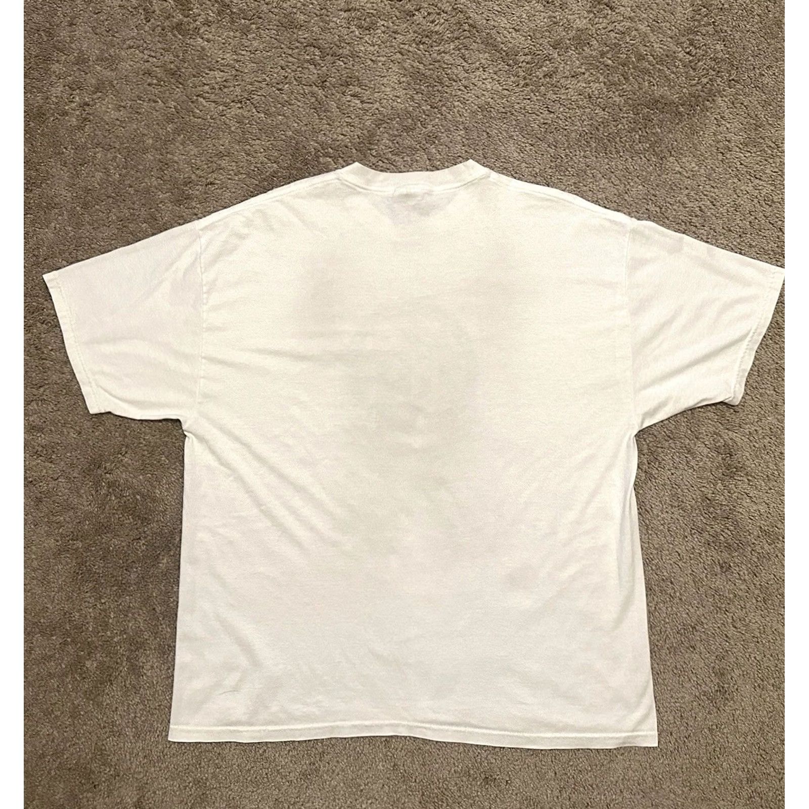 Hanes VINTAGE Hanes Dragon Graphic Print Shirt Mens XL White Short Sleeve Crew Neck Art All Seasons Clothing Size US XL / EU 56 / 4 - 5 Thumbnail