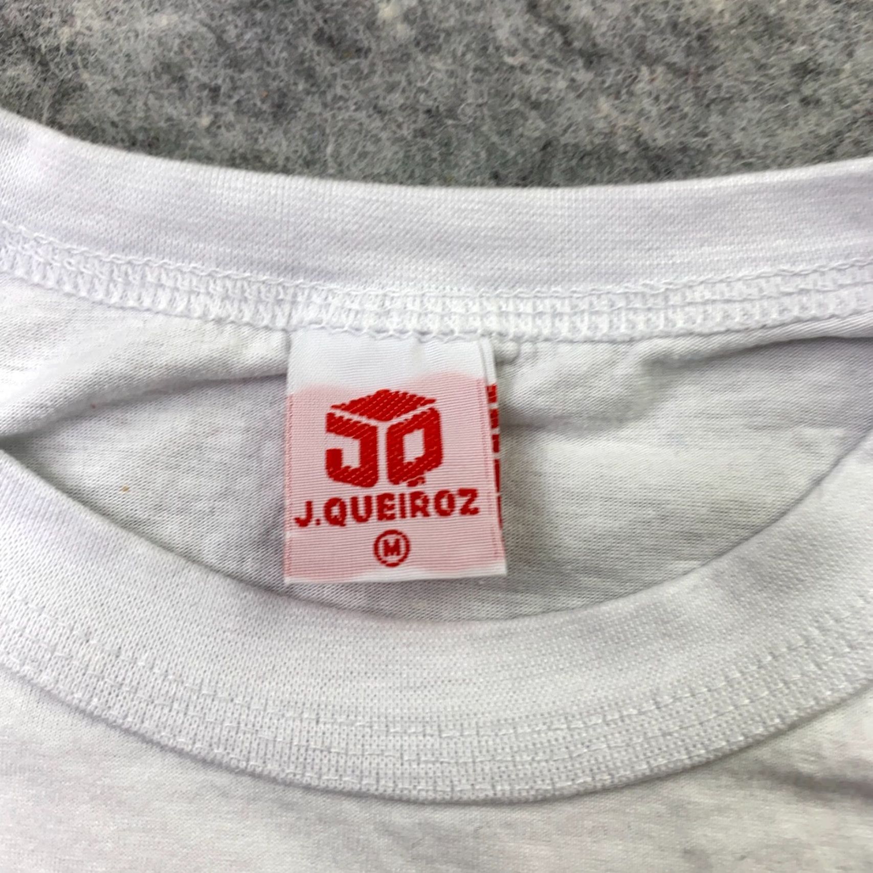 Vintage J Quieroz Shirt Mens Medium White Artist Wearable Art Yellow Flower Brazil Size US M / EU 48-50 / 2 - 5 Thumbnail