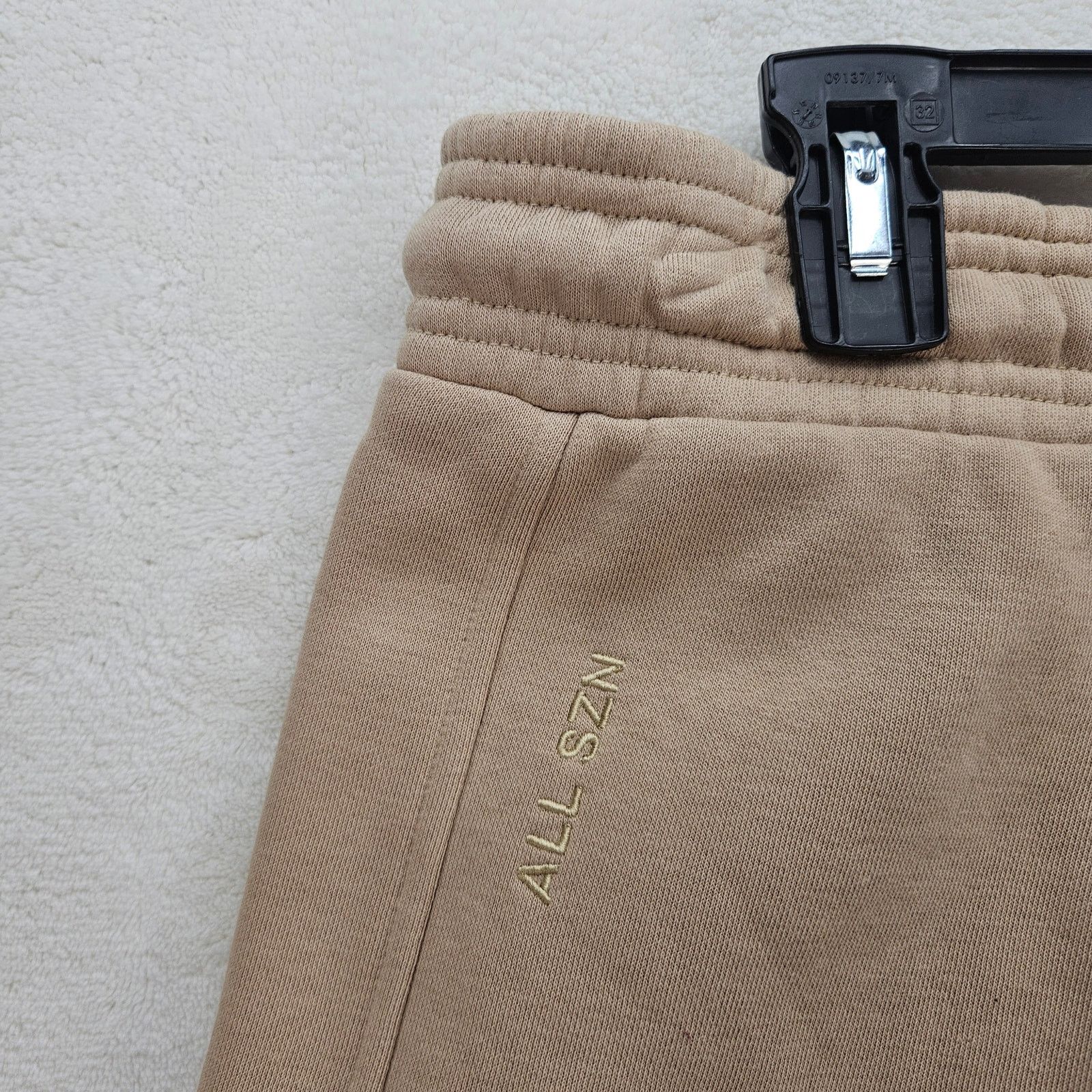 Adidas ADIDAS ALL SZN WOMEN'S XS SHORTS FLEECE SAND HT3837 Size 23" - 4 Thumbnail