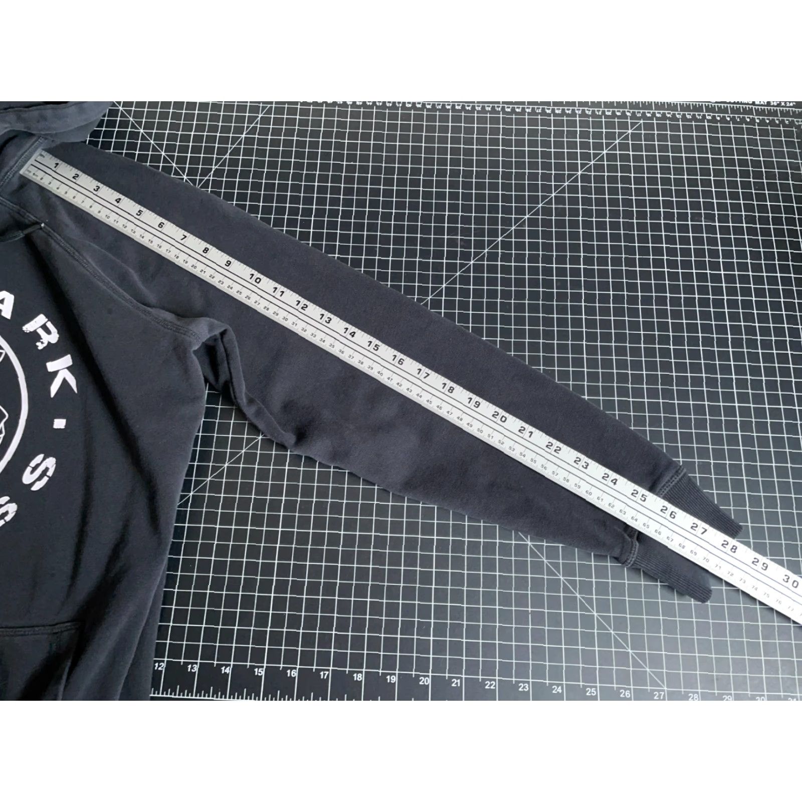 Gymshark Gymshark Hoodie Adult Medium Black Drawstring Sweatshirt Crew Neck Pockets Logo Pullover Athletic Regular Men Size US M / EU 48-50 / 2 - 7 Thumbnail