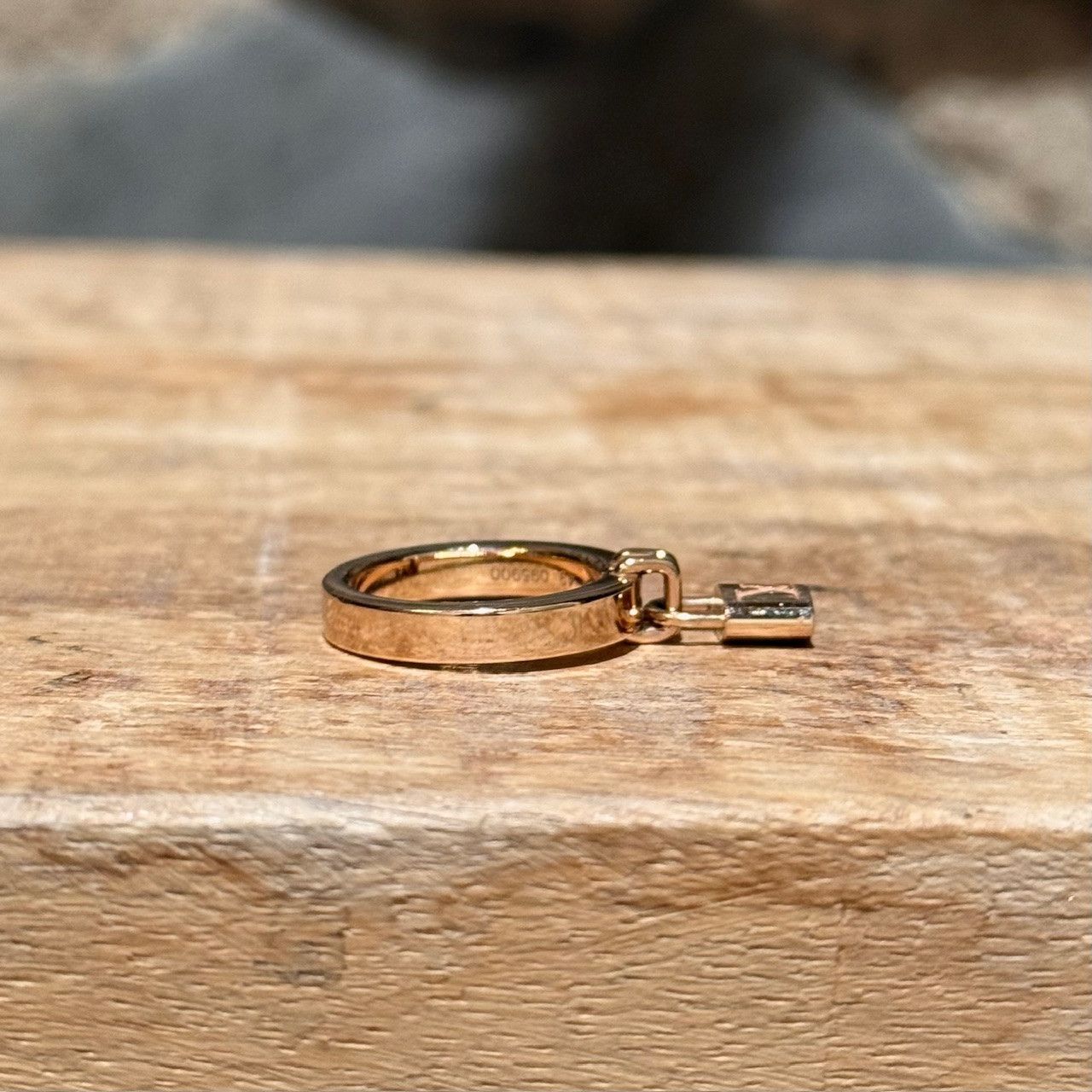 Louis Vuitton Louis Vuitton 18k Rose Gold Berg Lockit Ring - EU 49 / US 5 Size ONE SIZE - 6 Thumbnail