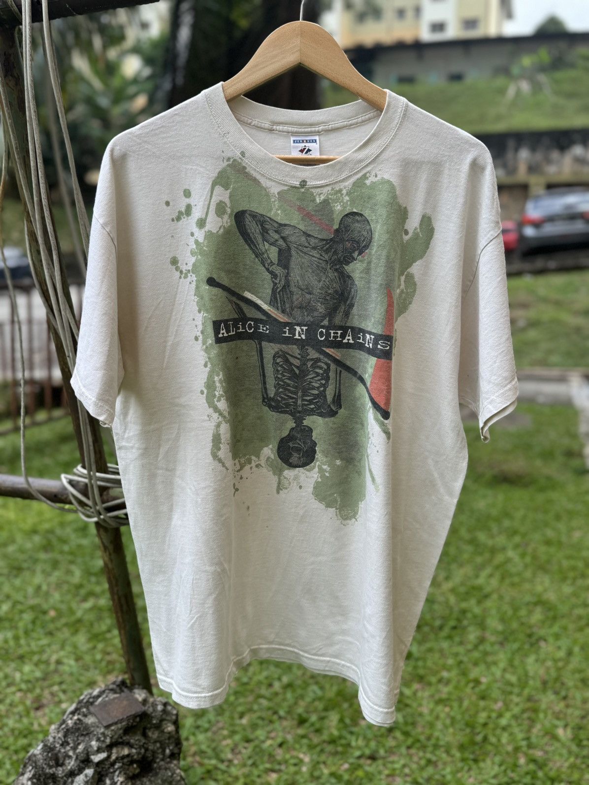 Band Tees × Vintage Vintage Y2K Alice in chains anatomy skeletons band tees Size US XL / EU 56 / 4 - 1 Thumbnail