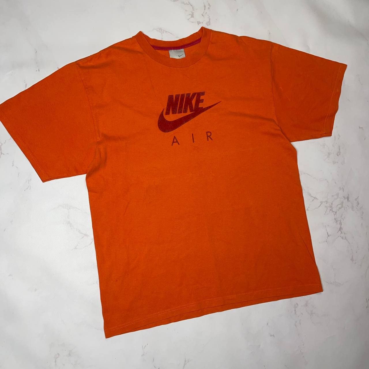Nike Nike × Vintage Vintage Nike Big Logo T-Shirt L Size Size US L / EU 52-54 / 3 - 3 Thumbnail