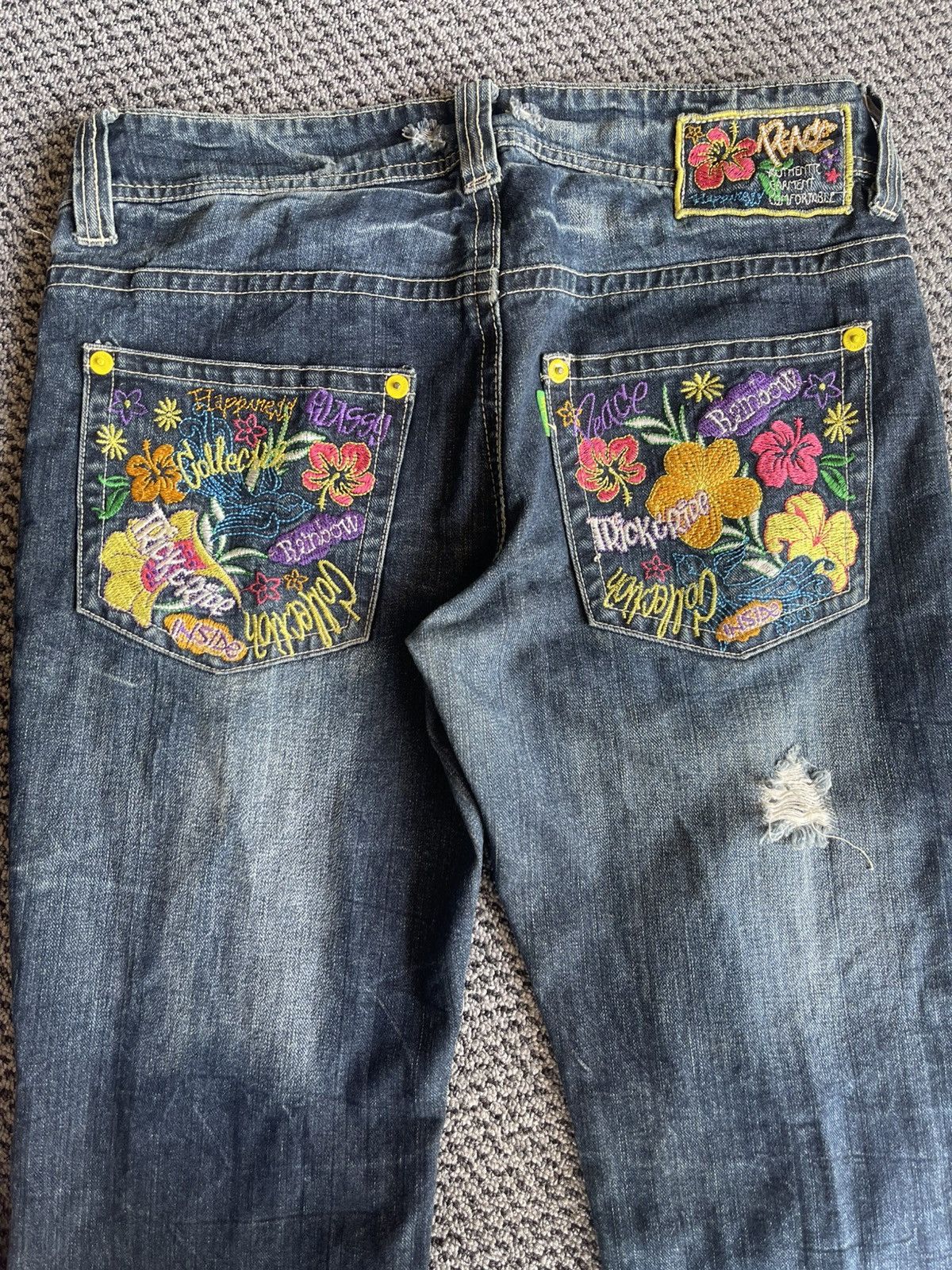 Designer × Japanese Brand Surf Hawaii Y2K Jeans Embroidery Floral Pocket Size US 34 / EU 50 - 3 Thumbnail