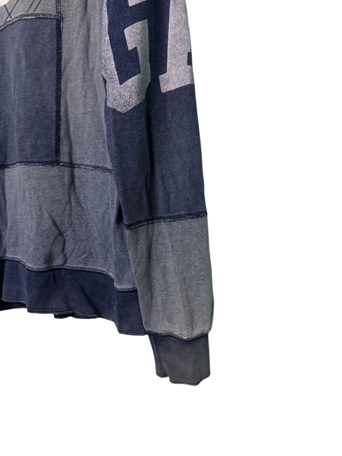 Gap × Vintage VINTAGE GAP INDIGO PATCHWORK SUNFADED DAMAGE SWEATSHIRT Y2K Size US L / EU 52-54 / 3 - 11 Thumbnail