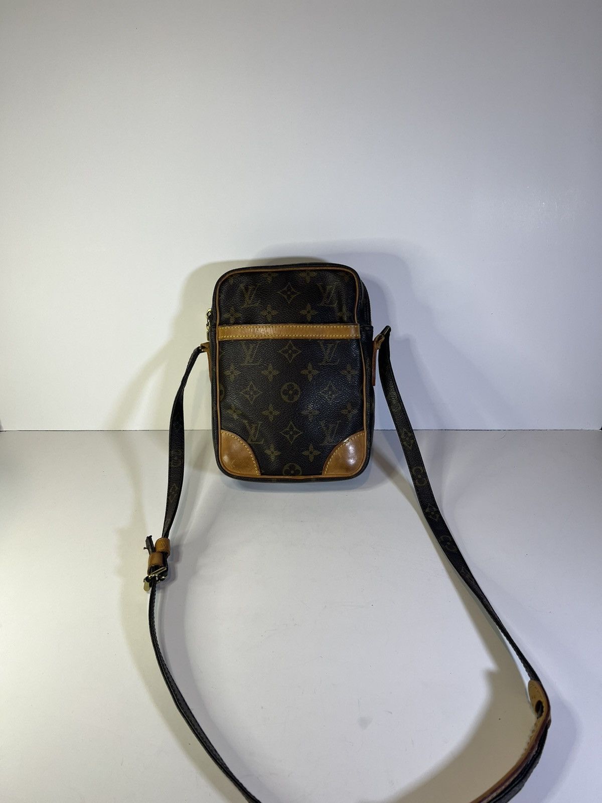 Louis Vuitton Louis Vuitton Monogram Danube Crossbody Canvas Shoulder Bag Size ONE SIZE - 1 Thumbnail