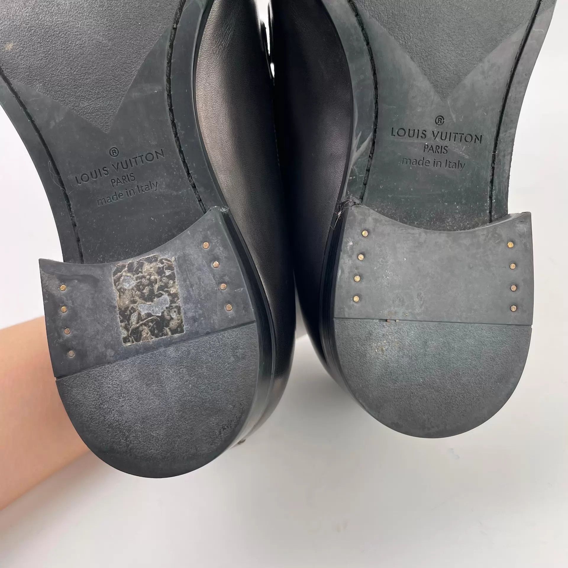 Louis Vuitton LV Black Leather Dress Shoes Size 7 Size US 8 / EU 41 - 3 Thumbnail