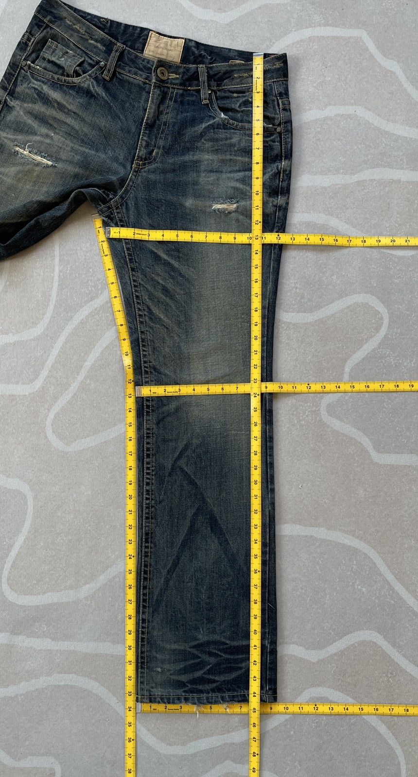 Designer Lolita Distressed Jeans (P104) Size US 34 / EU 50 - 19 Thumbnail