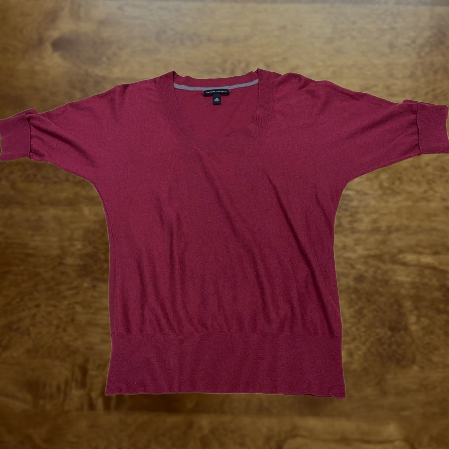 Banana Republic Banana Republic Sweater Womens Medium Red Scoop Neck Knit Pullover Dolman Sleeve Size M / US 6-8 / IT 42-44 - 1 Thumbnail